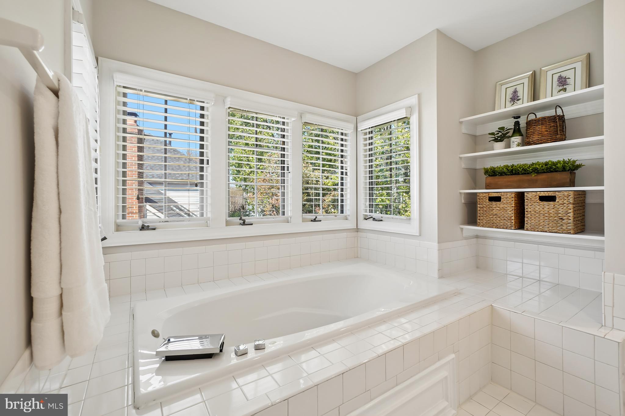 WELLINGTON - Residential