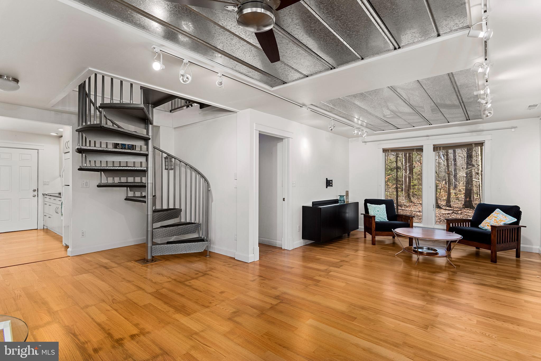 CHESAPEAKE LANDING - Residential