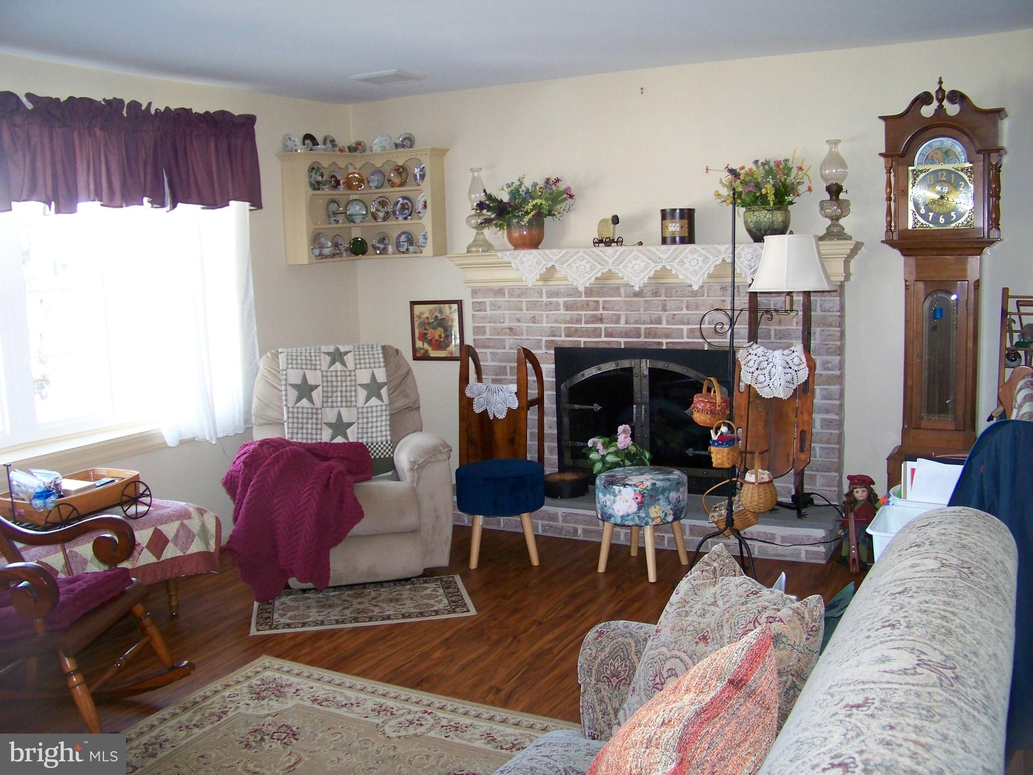 HEMPFIELD - Residential