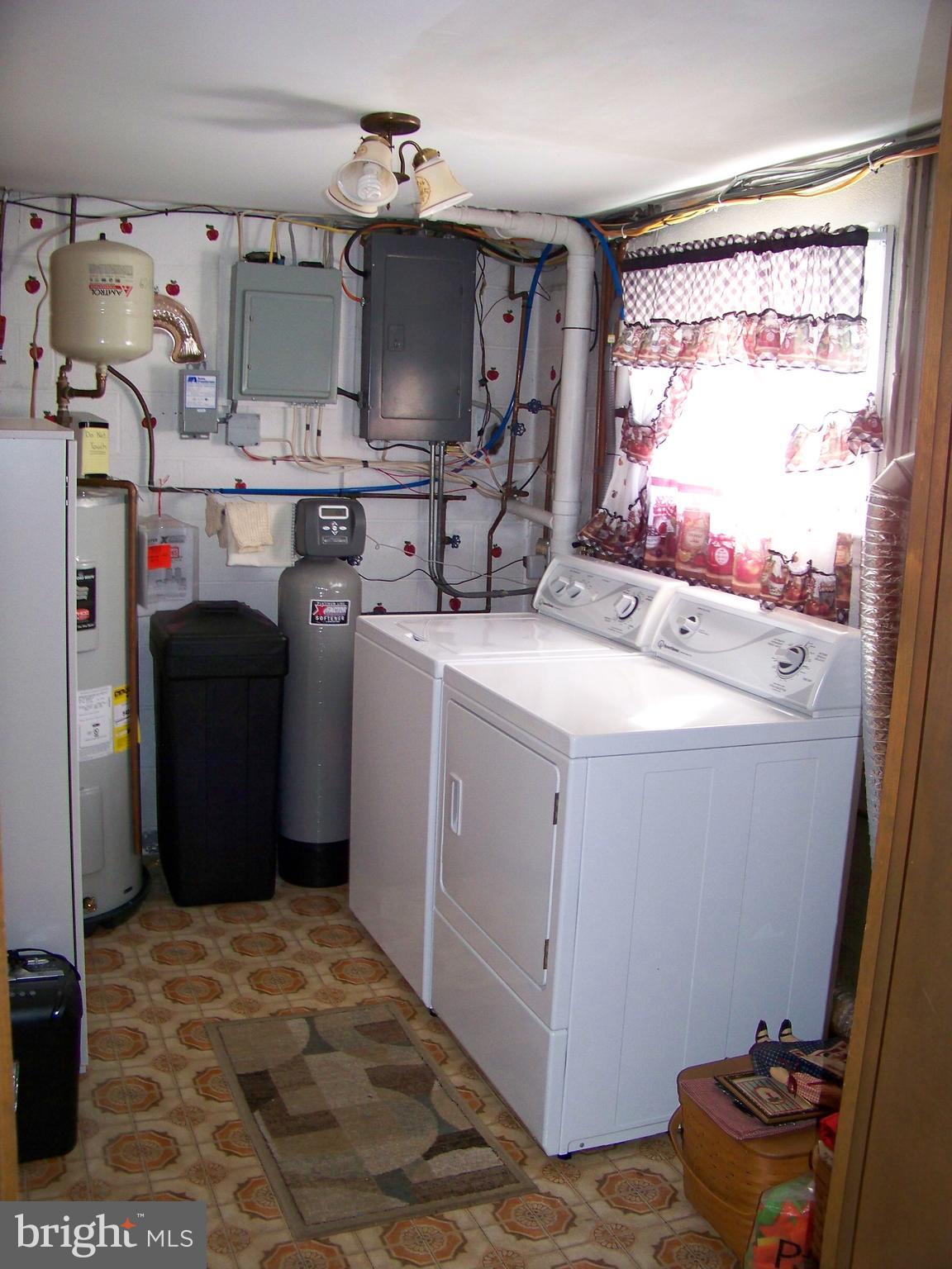 HEMPFIELD - Residential