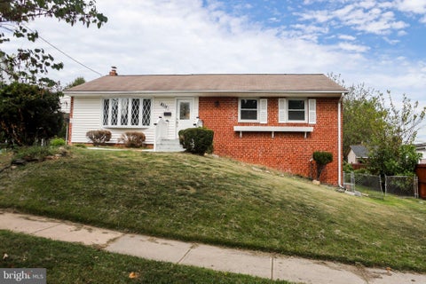 Homes For Sale - 8314 Nicholson Street<br/> HYATTSVILLE, MD 20784