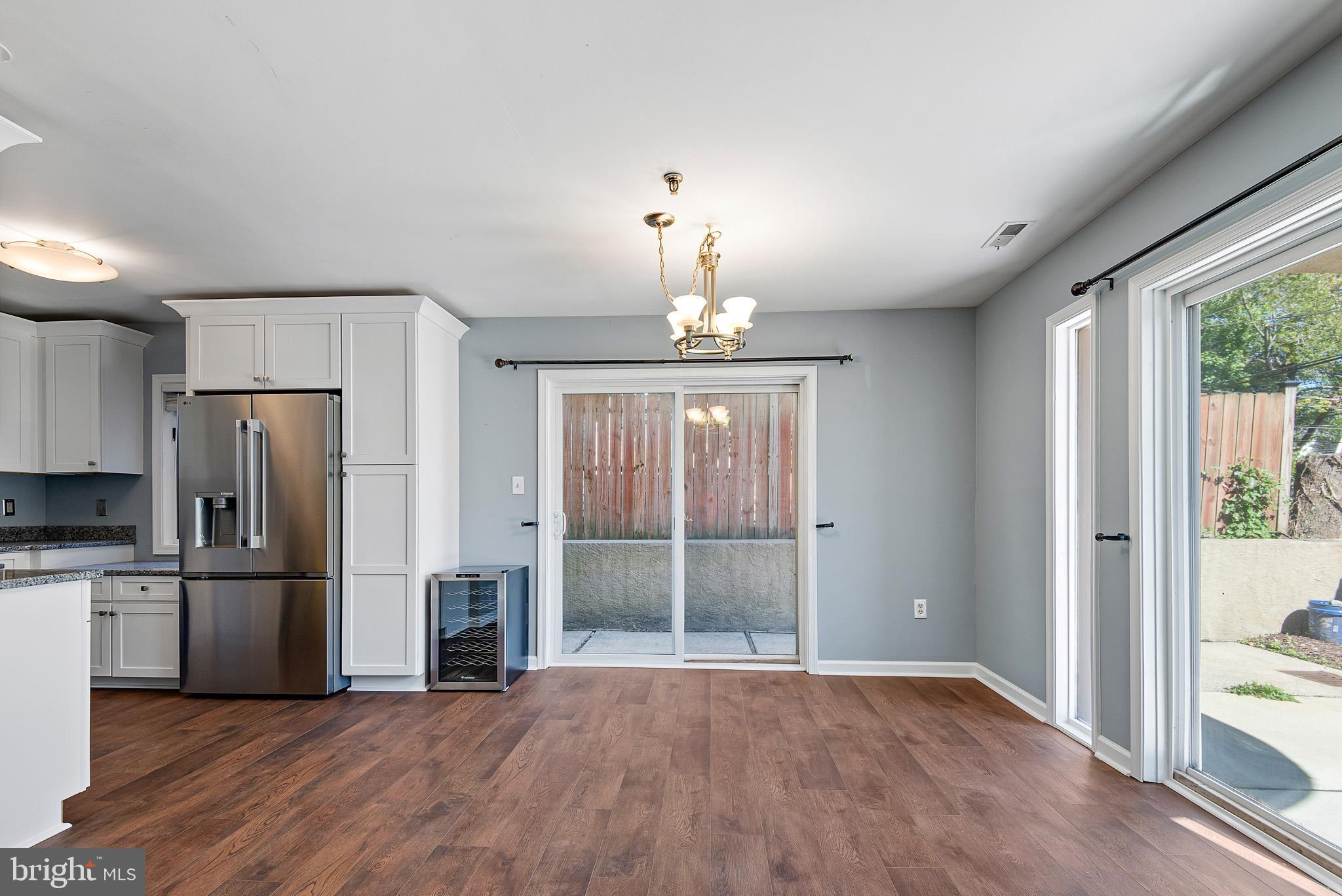 1306 RIVERVIEW AVENUE 3