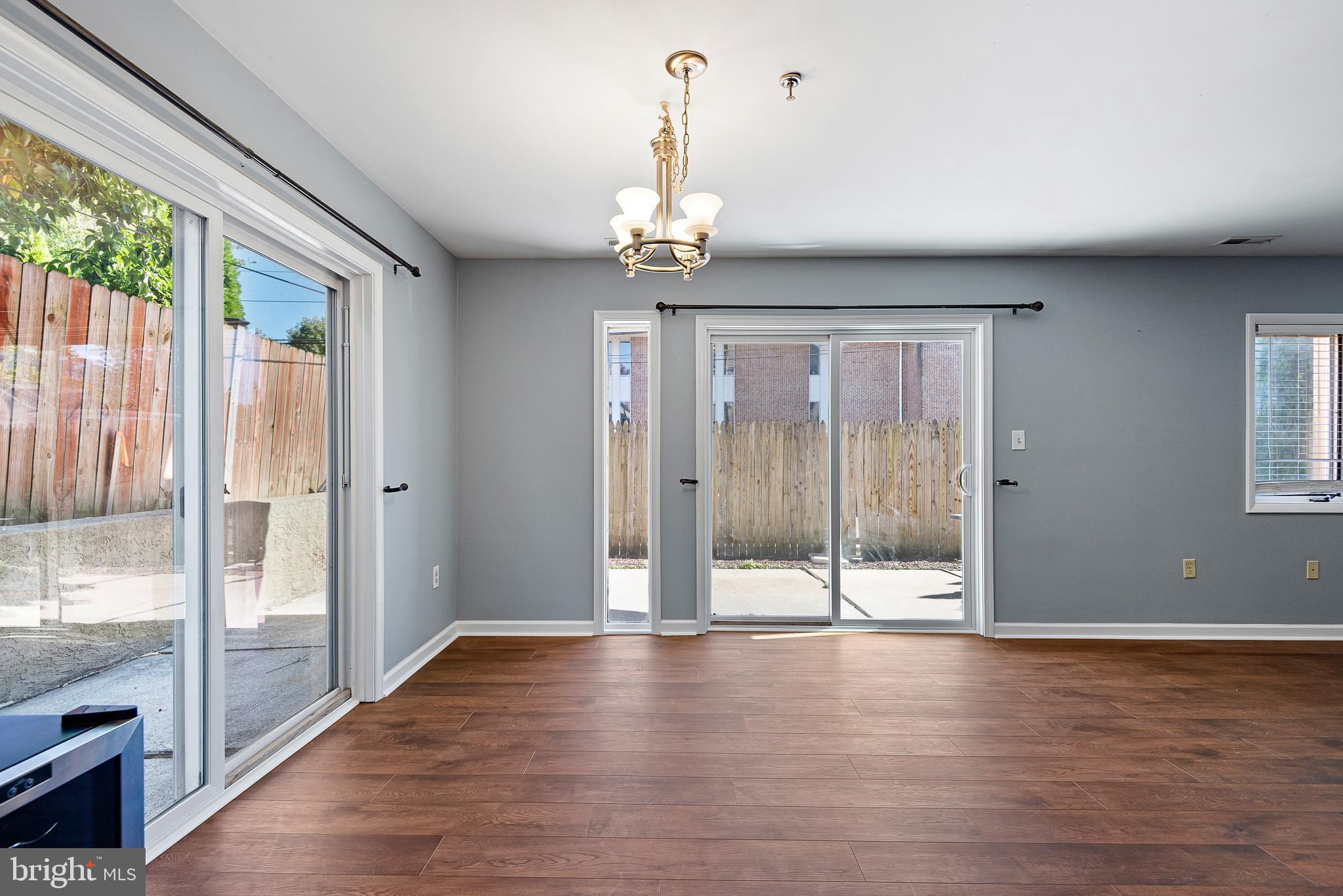 1306 RIVERVIEW AVENUE 3