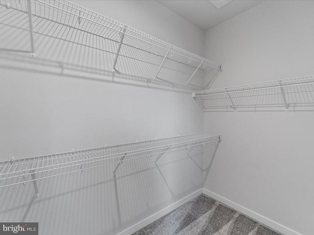 POTOMAC SHORES - Residential Lease