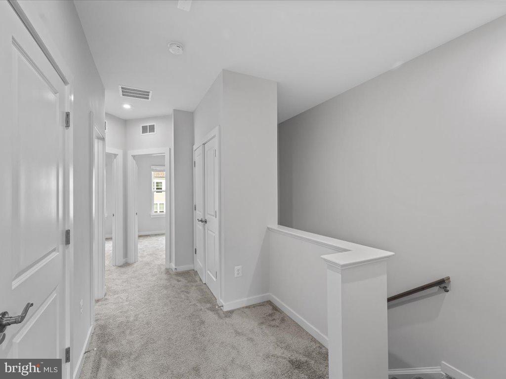 POTOMAC SHORES - Residential Lease