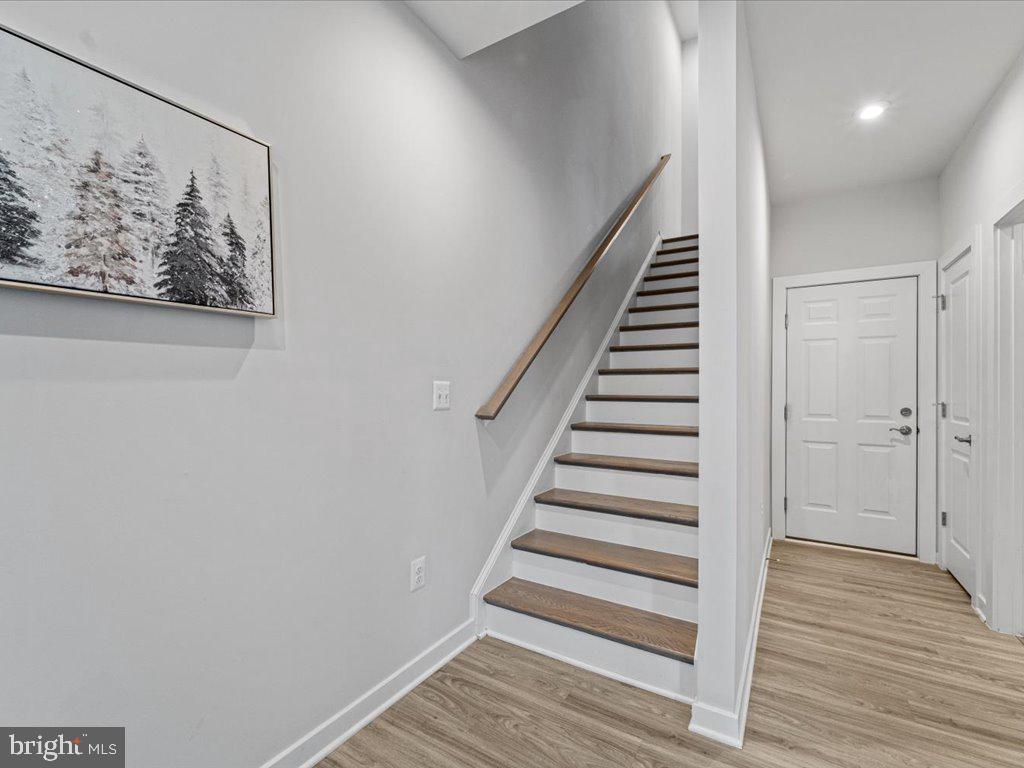 POTOMAC SHORES - Residential Lease