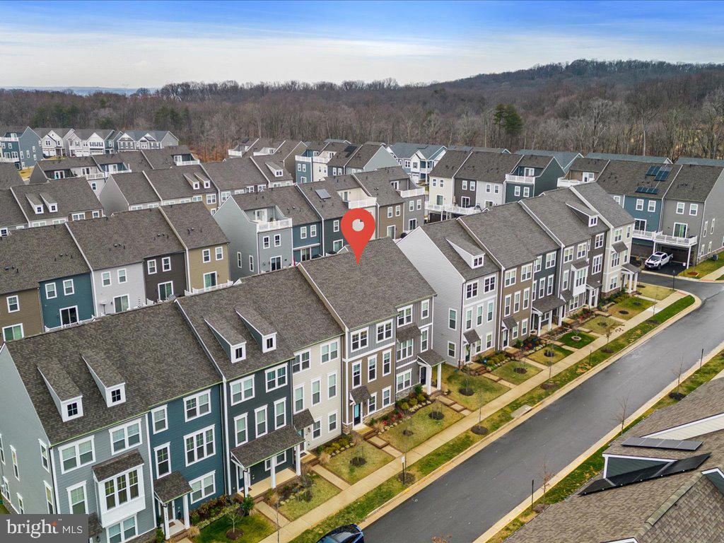 POTOMAC SHORES - Residential Lease