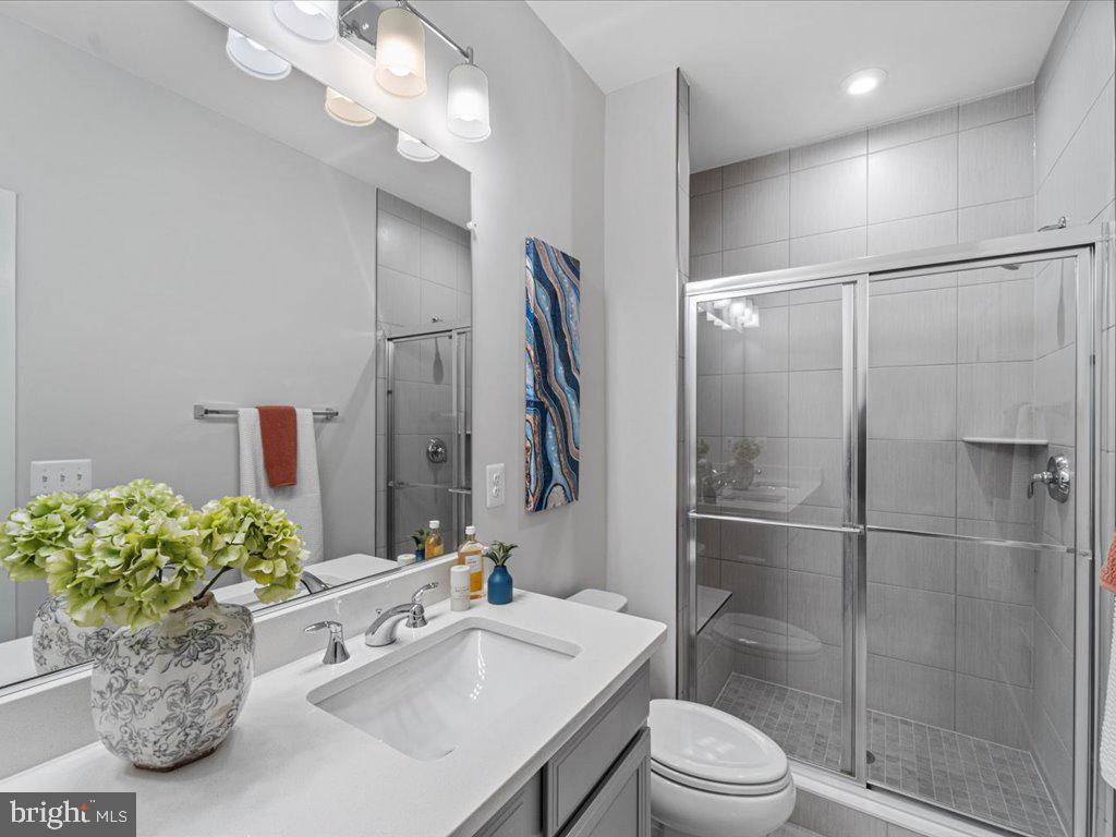 POTOMAC SHORES - Residential Lease