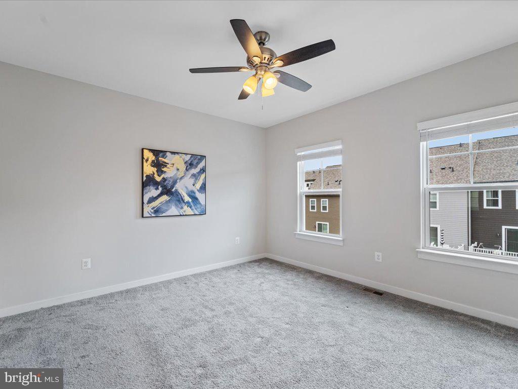 POTOMAC SHORES - Residential Lease