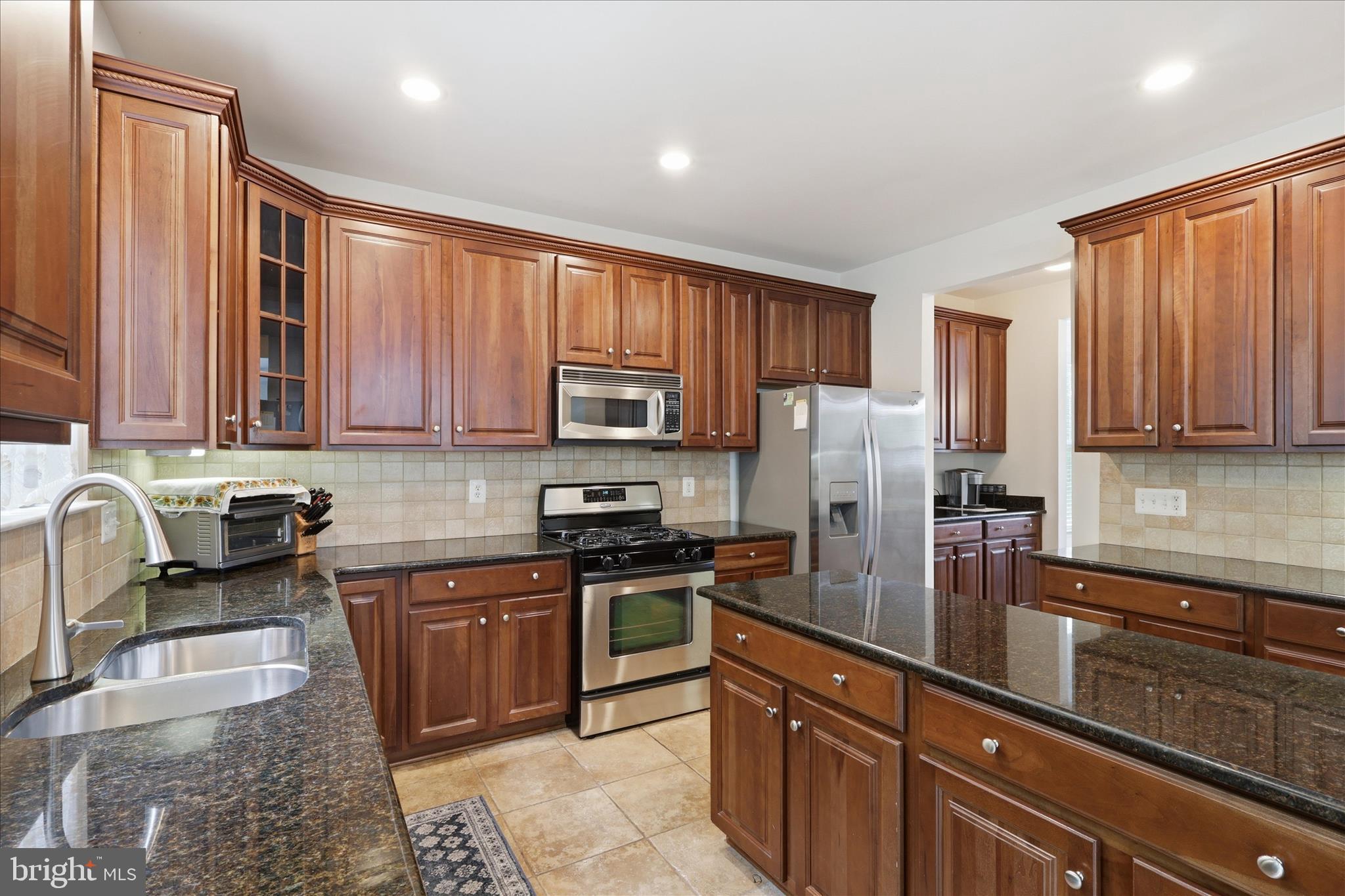 DAVIS ESTATES - Residential