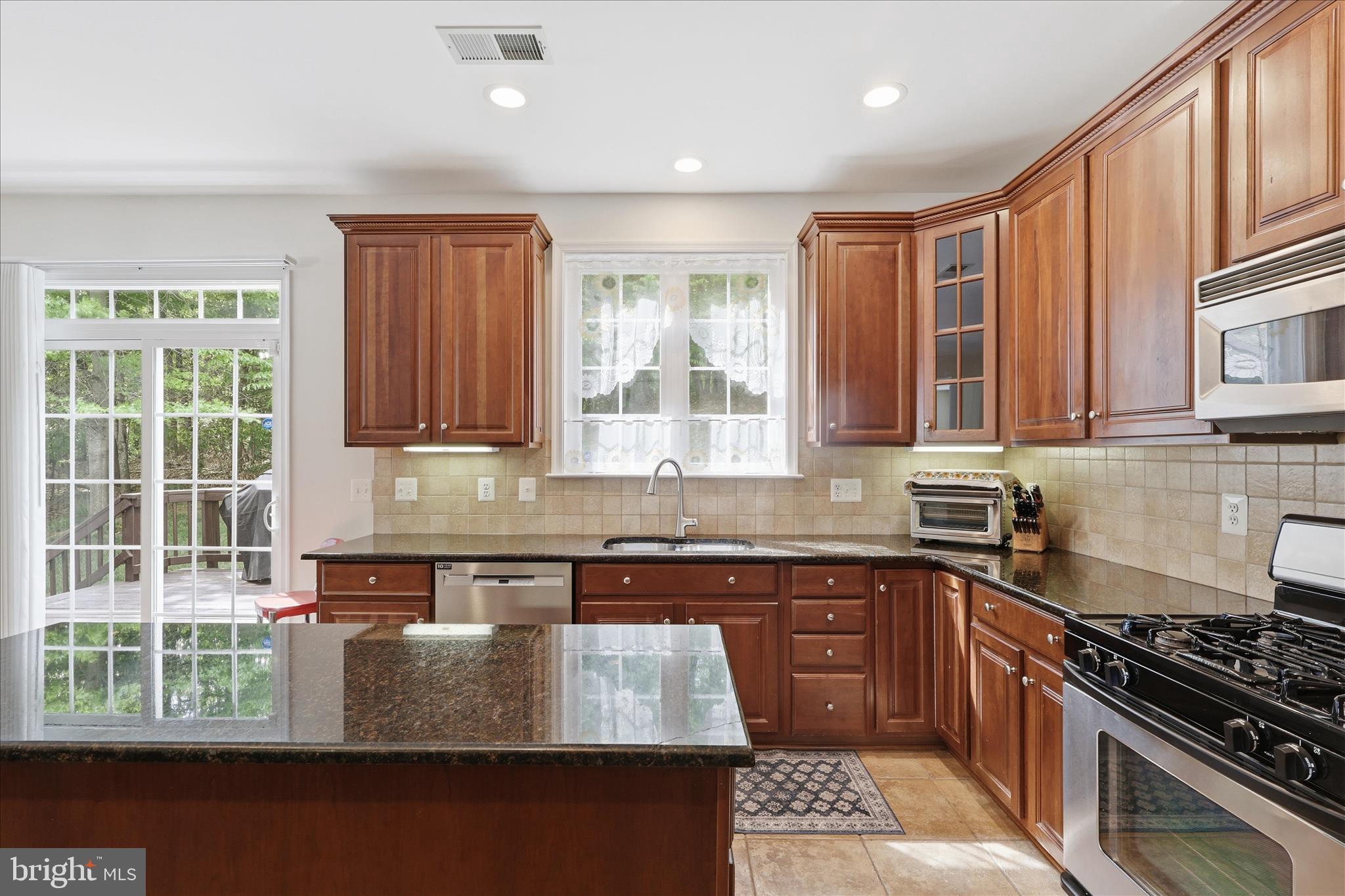 DAVIS ESTATES - Residential
