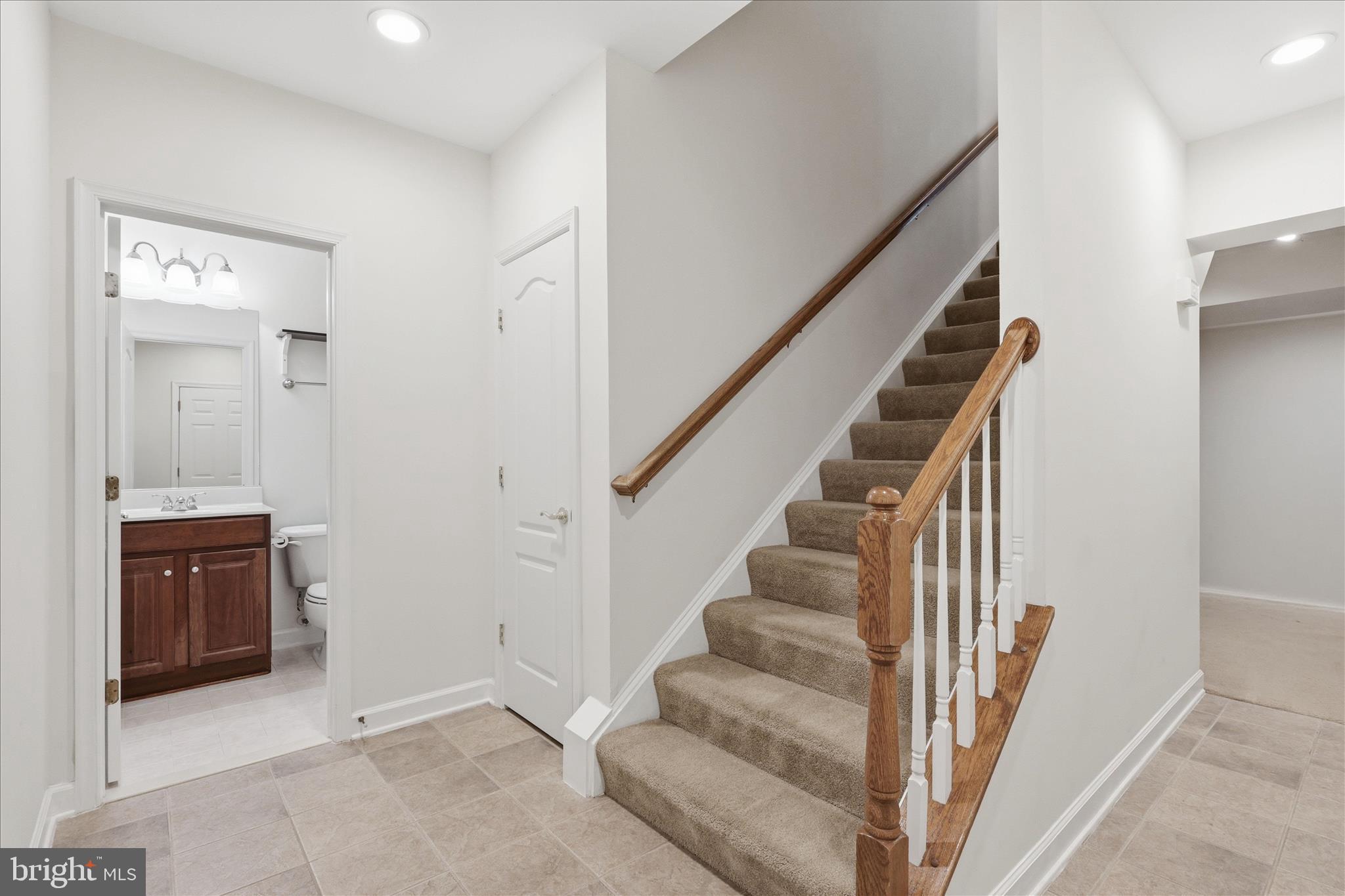 DAVIS ESTATES - Residential