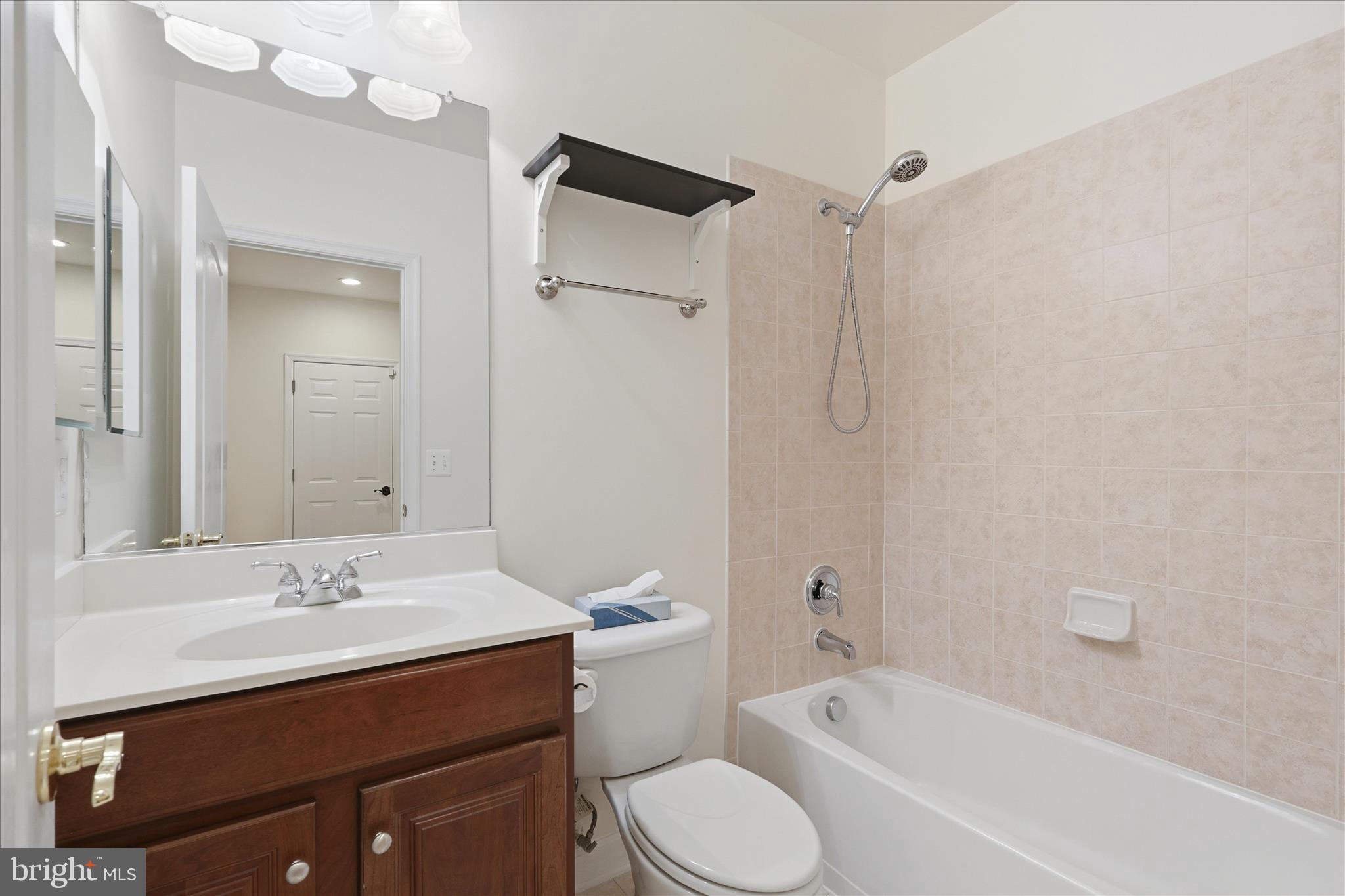 DAVIS ESTATES - Residential