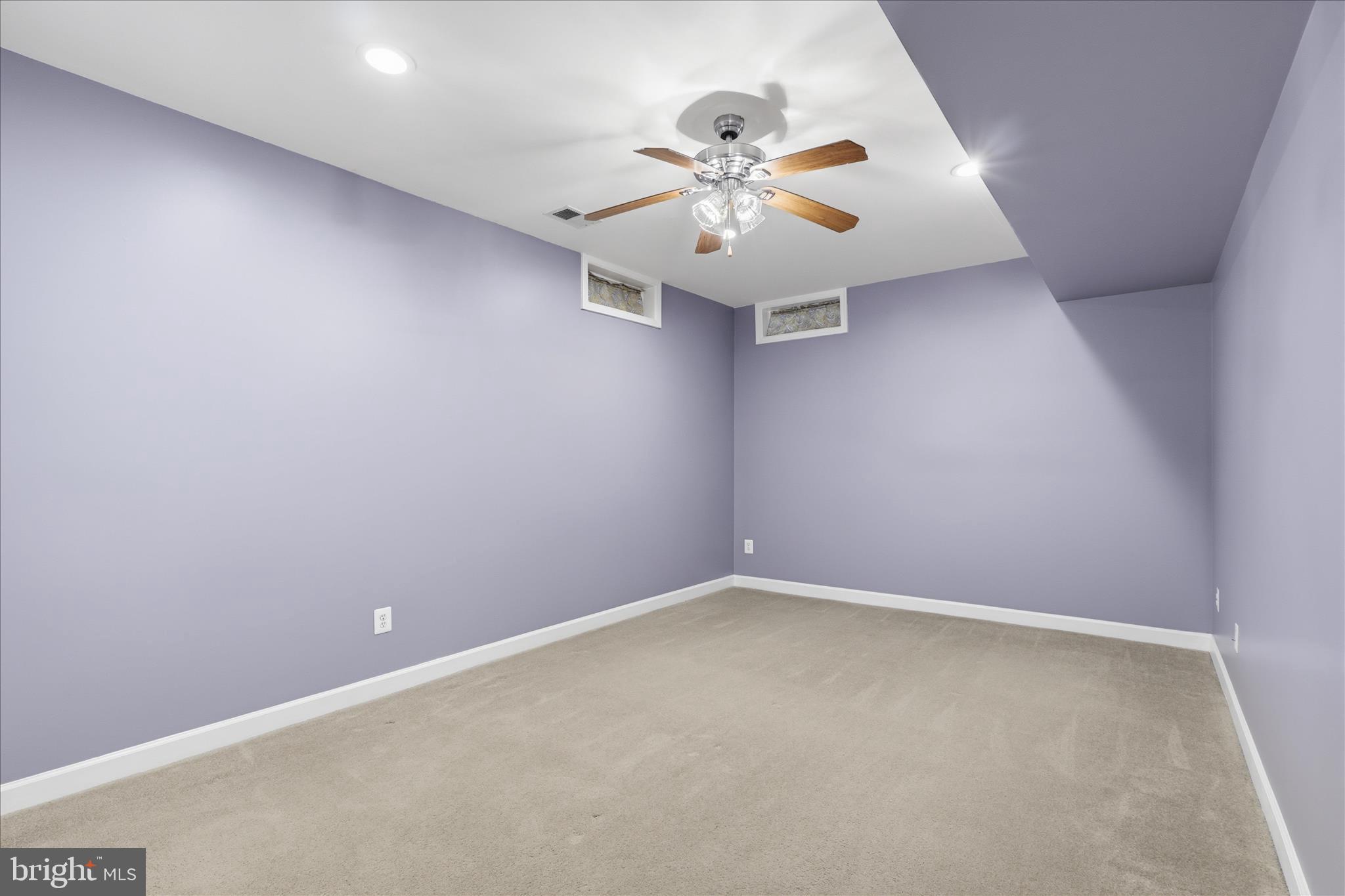 DAVIS ESTATES - Residential