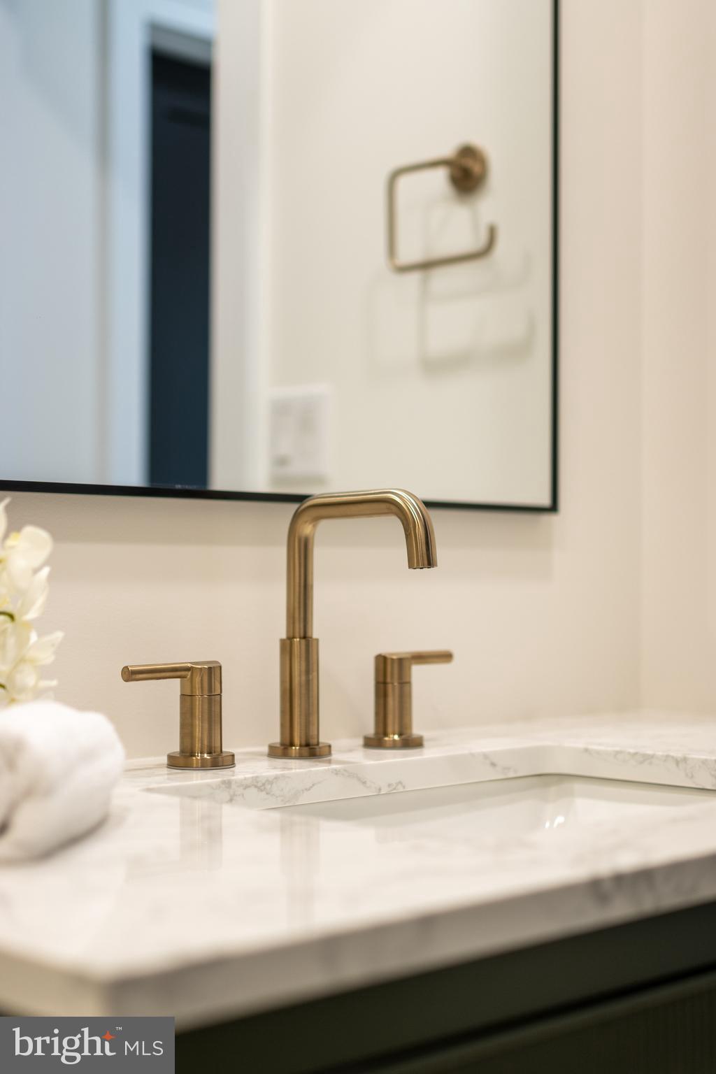 WINFIELD HEIGHTS - Residential