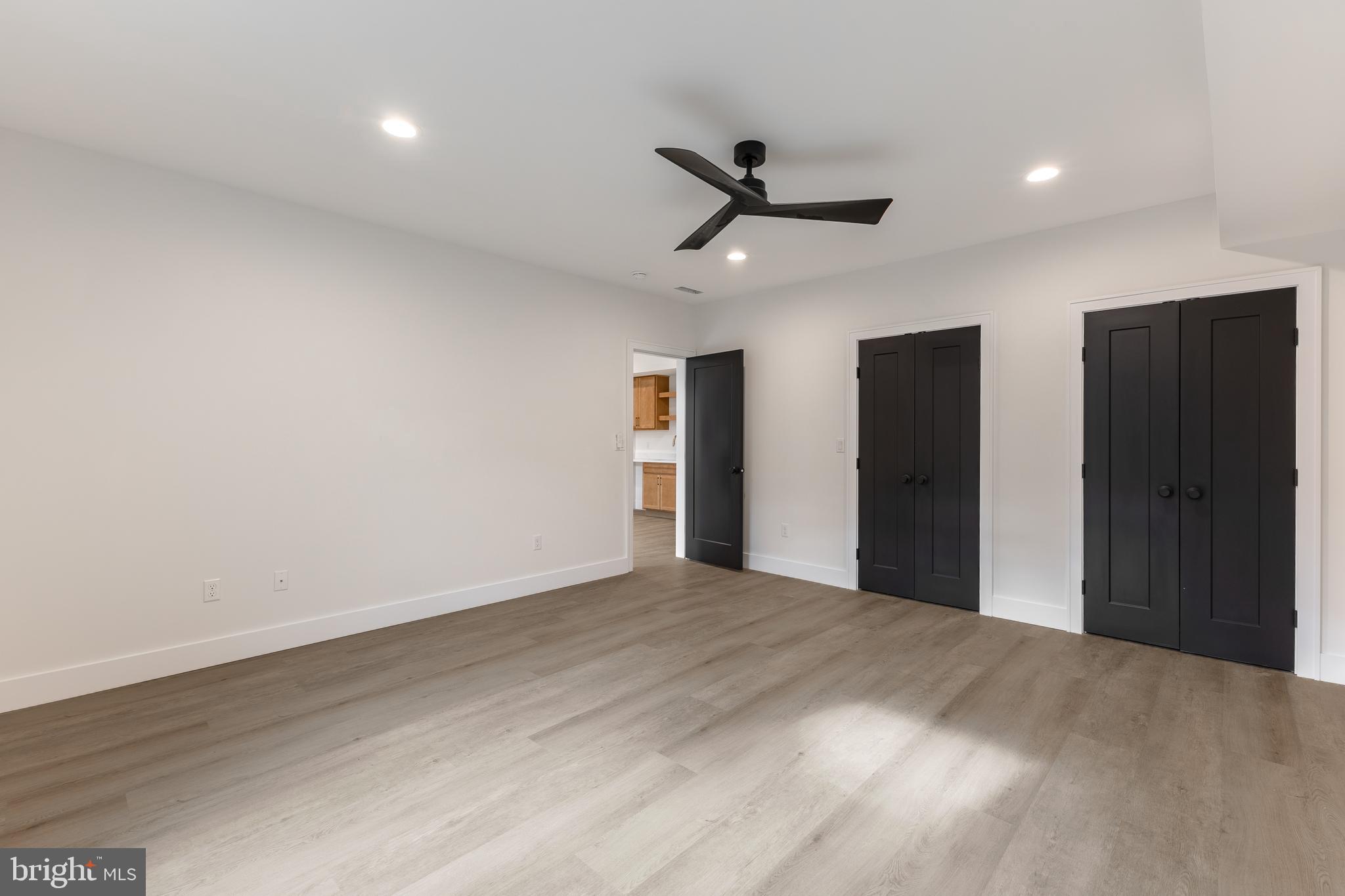 WINFIELD HEIGHTS - Residential