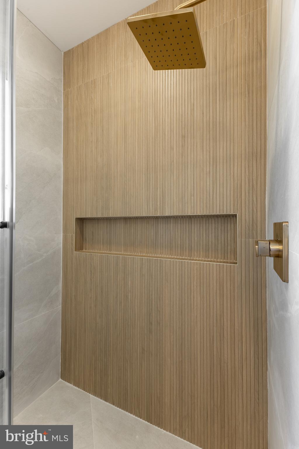 WINFIELD HEIGHTS - Residential