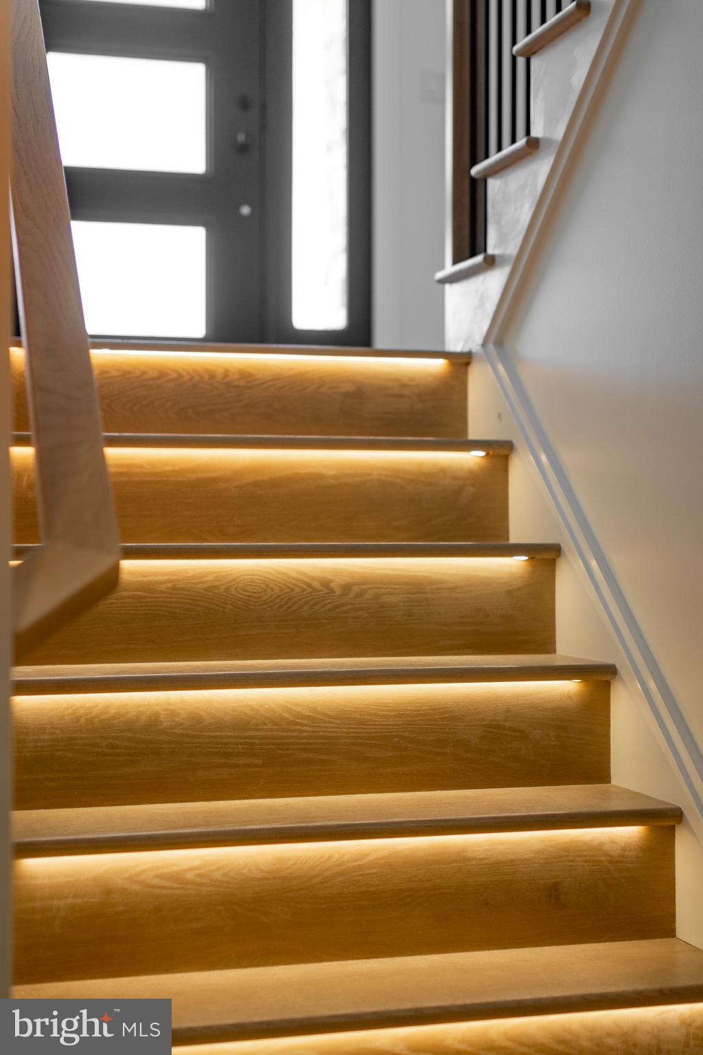 WINFIELD HEIGHTS - Residential