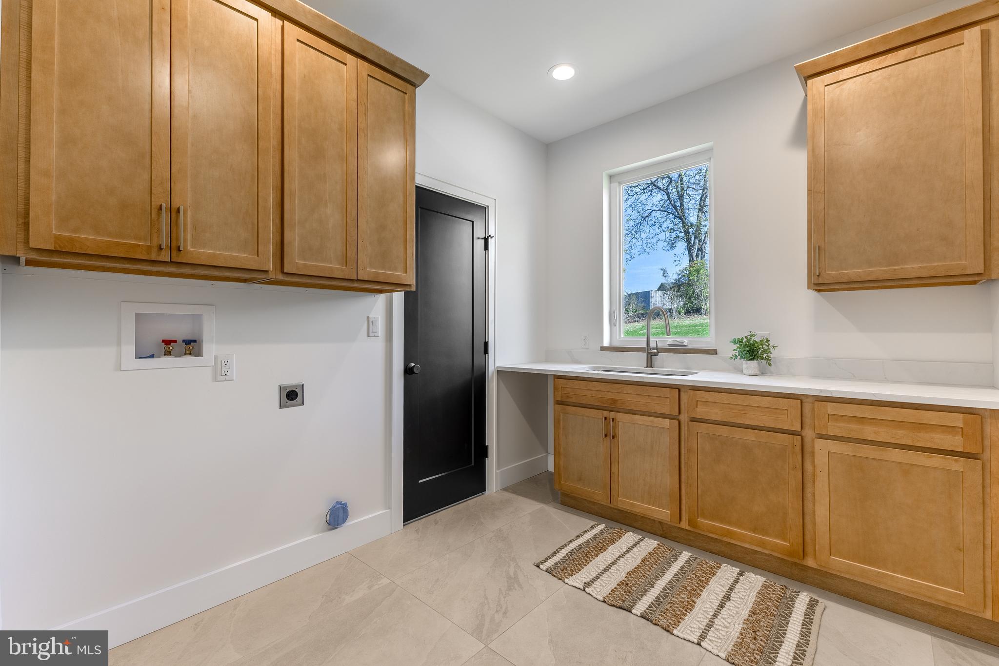 WINFIELD HEIGHTS - Residential