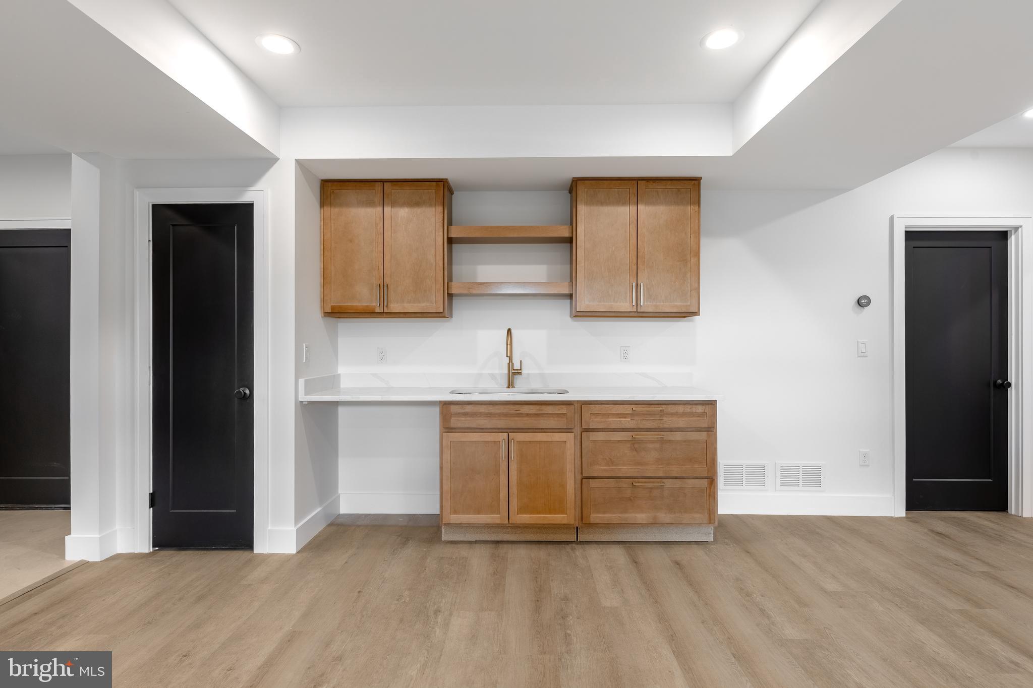 WINFIELD HEIGHTS - Residential