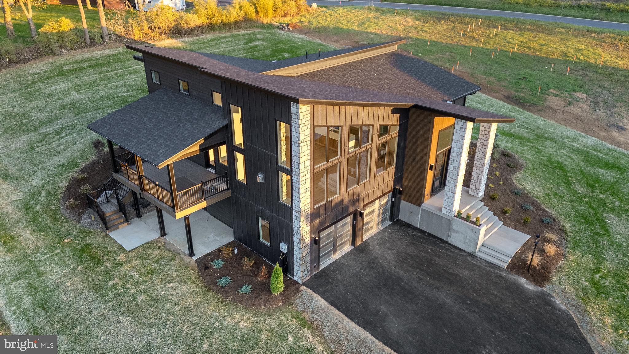 WINFIELD HEIGHTS - Residential