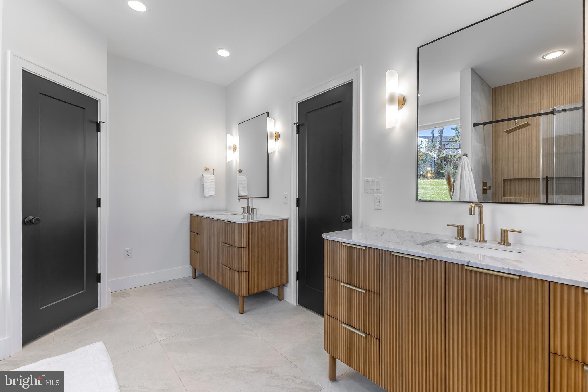 WINFIELD HEIGHTS - Residential