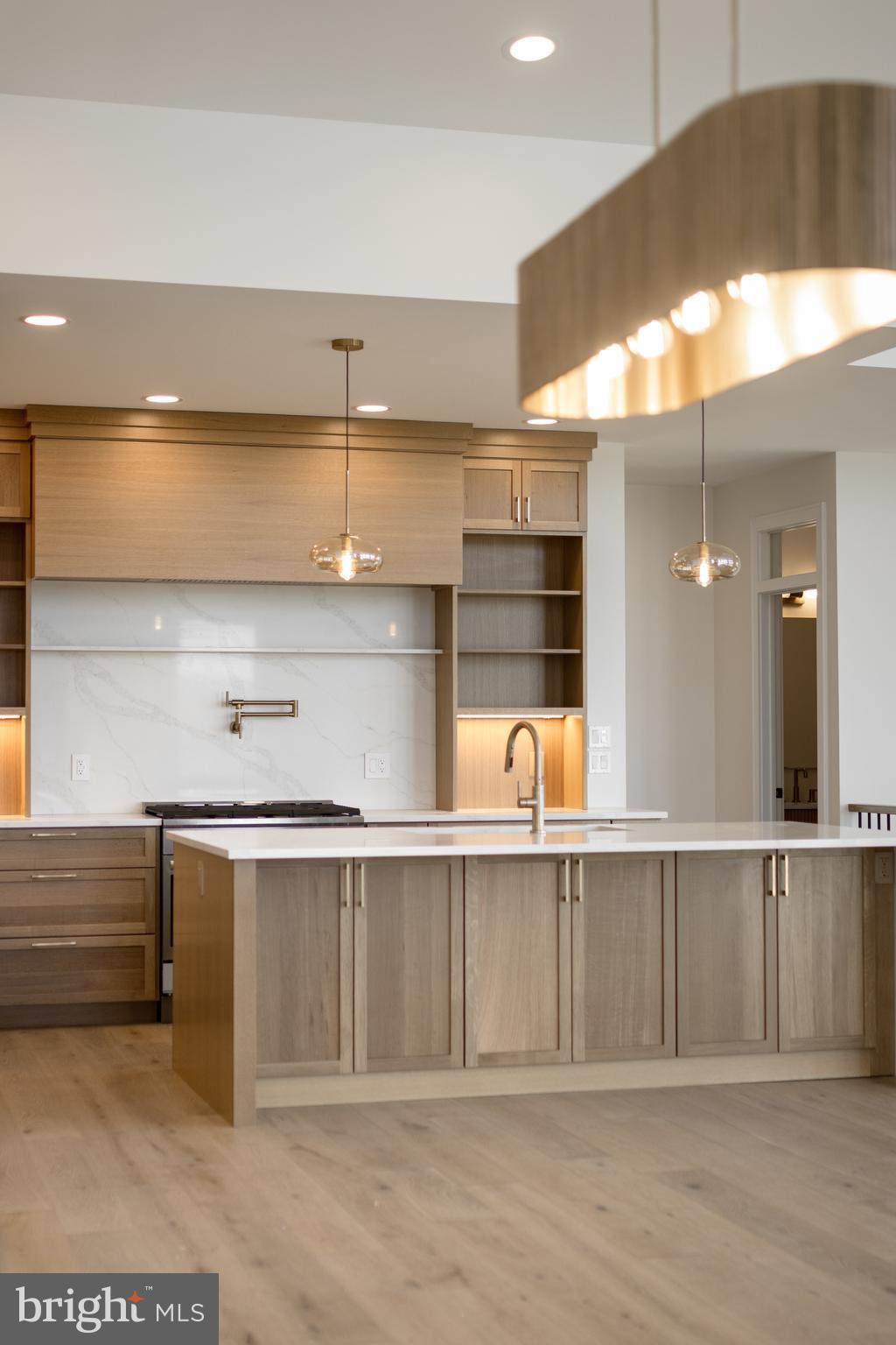 WINFIELD HEIGHTS - Residential