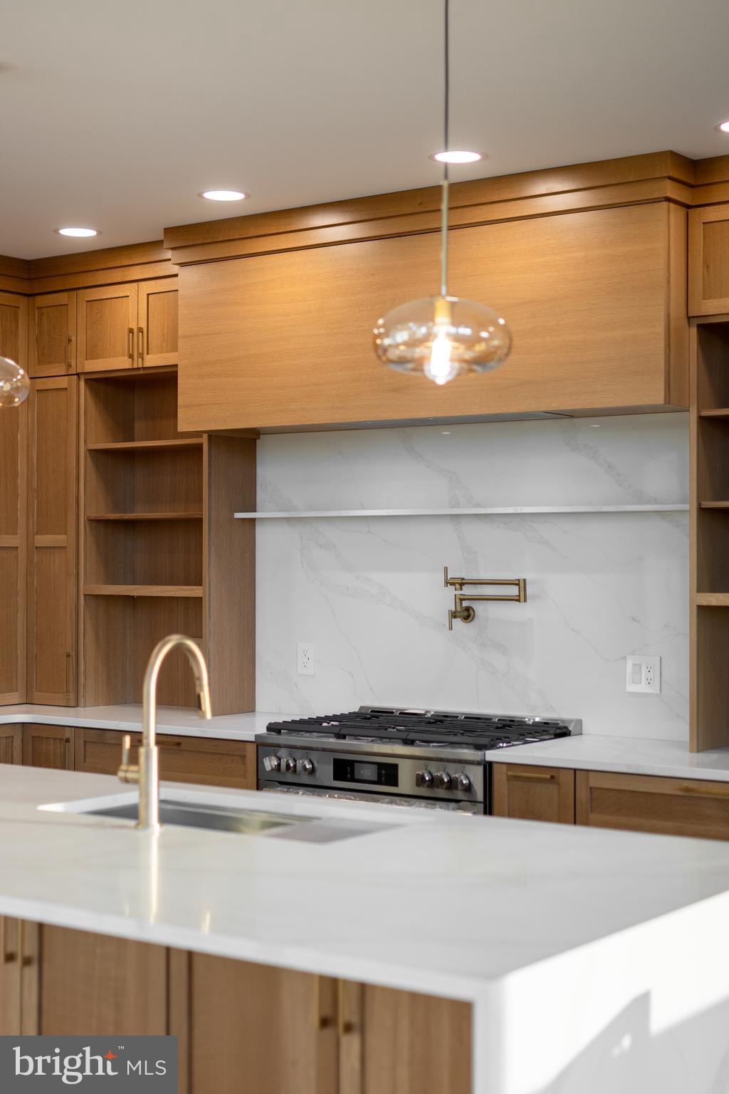 WINFIELD HEIGHTS - Residential