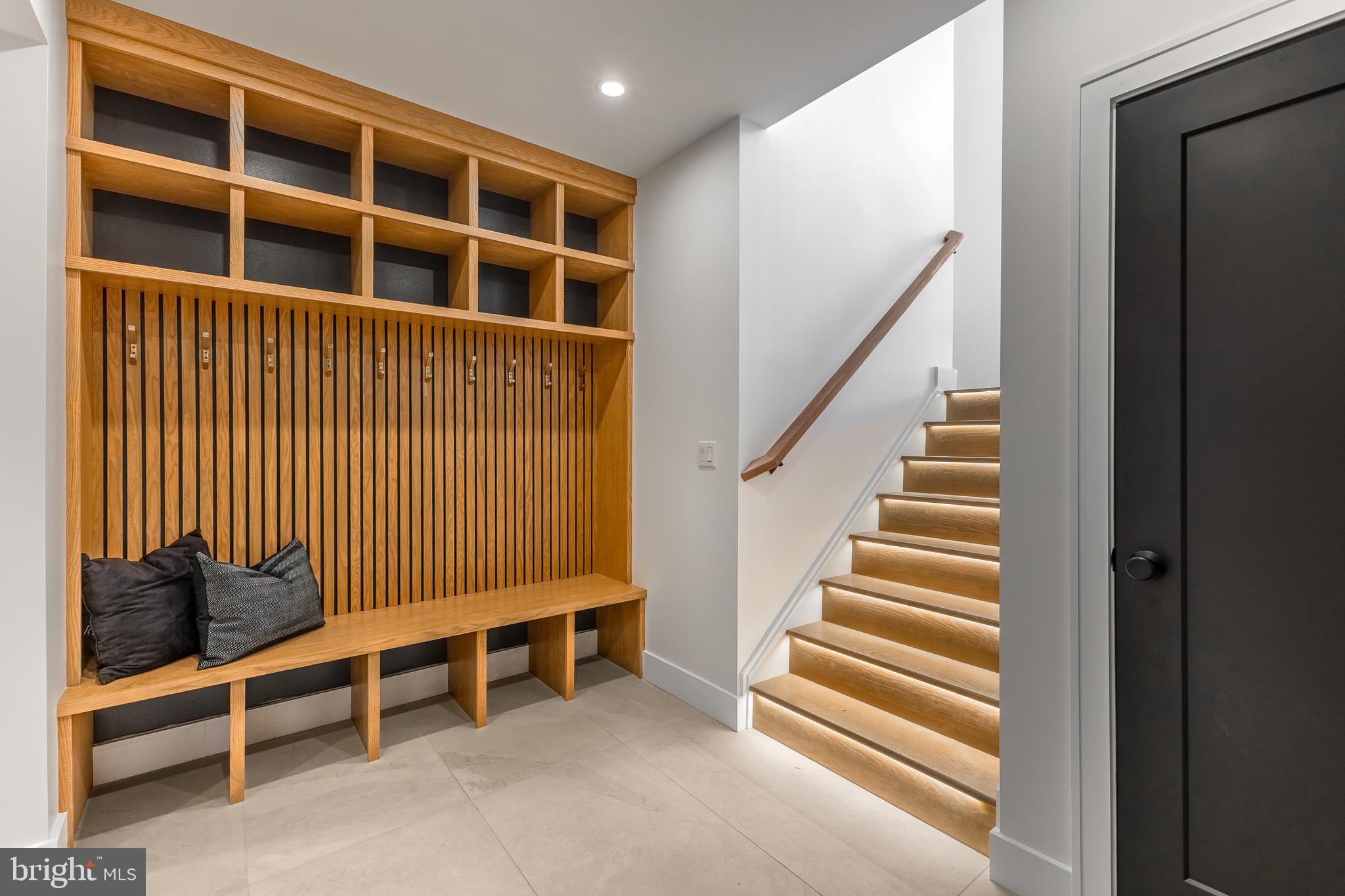 WINFIELD HEIGHTS - Residential