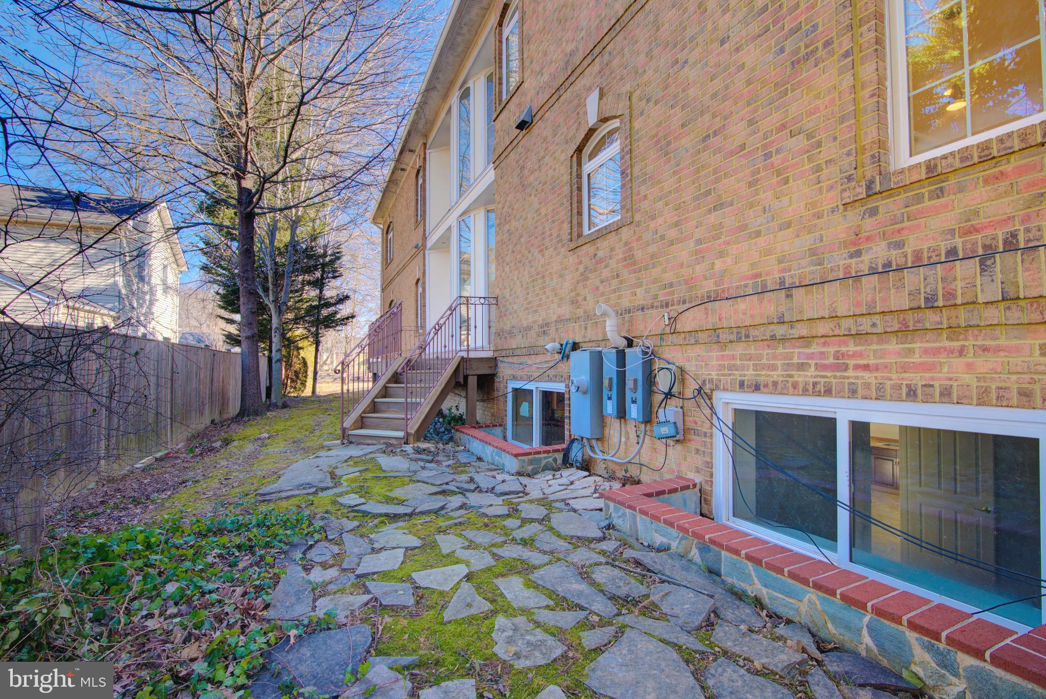 TREMONT GARDENS - Residential