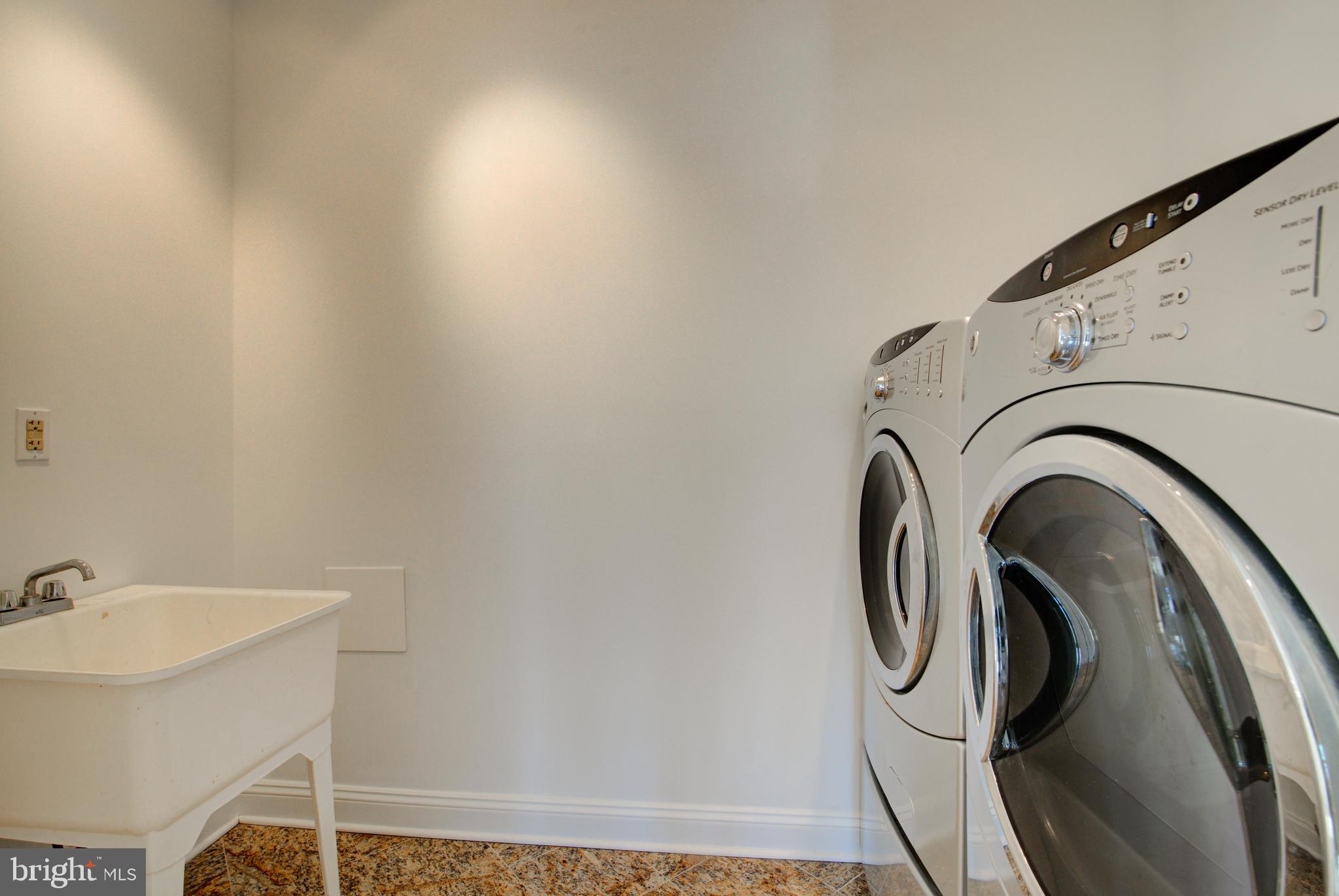 TREMONT GARDENS - Residential