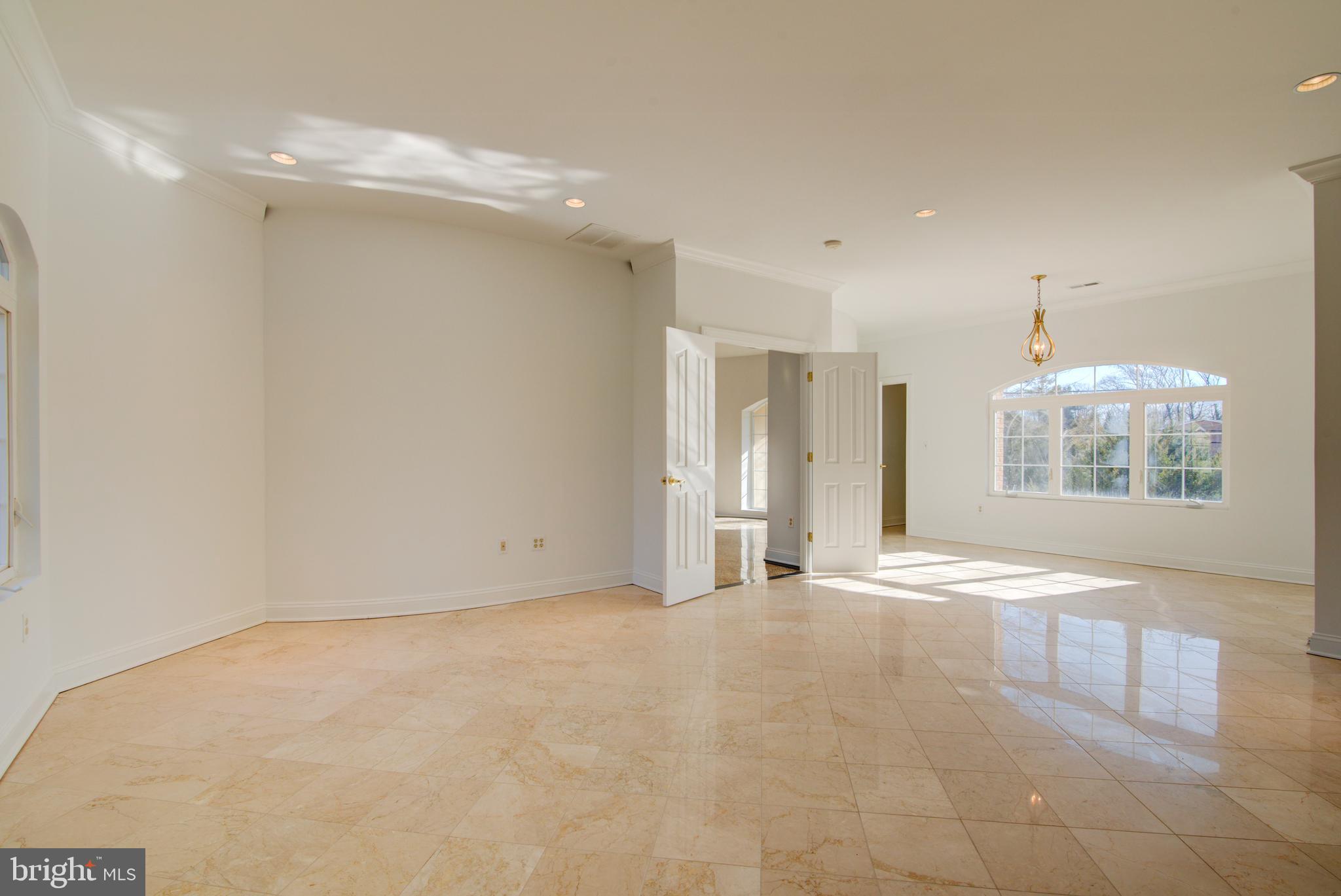 TREMONT GARDENS - Residential