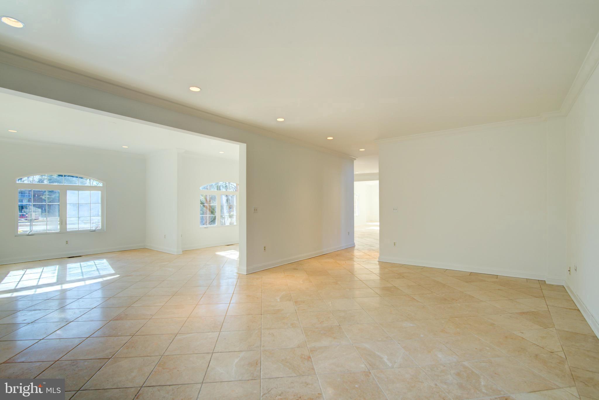 TREMONT GARDENS - Residential