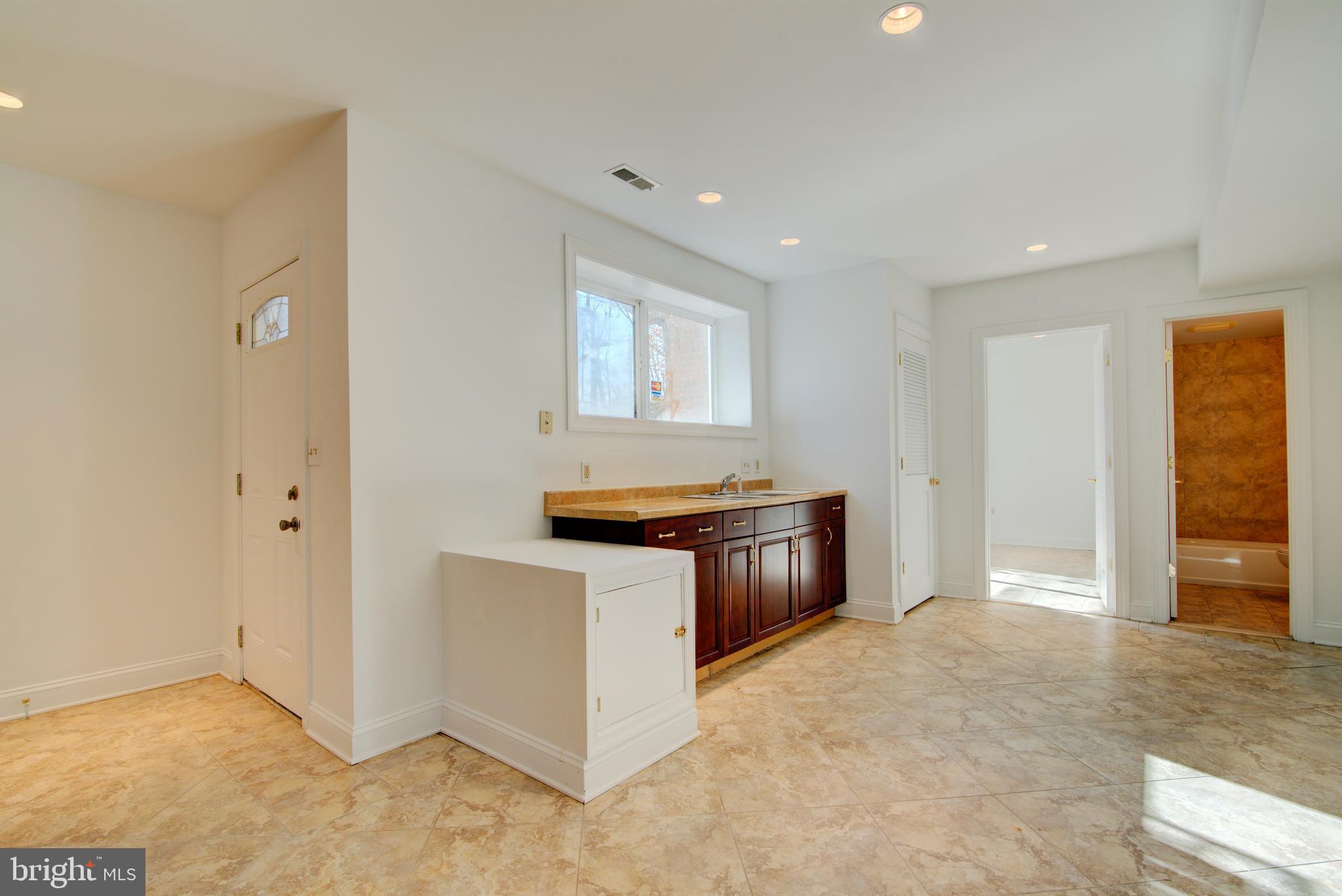 TREMONT GARDENS - Residential