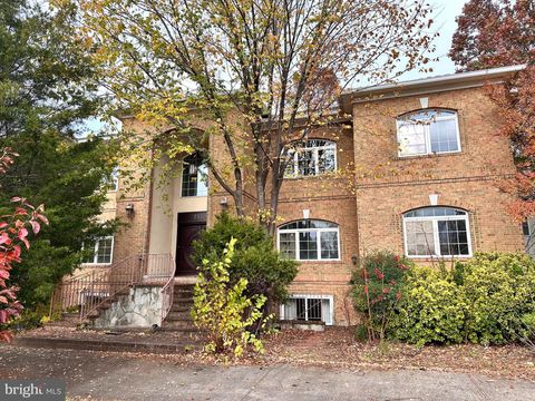 7500 ARLINGTON BOULEVARD FALLS CHURCH VA 22042