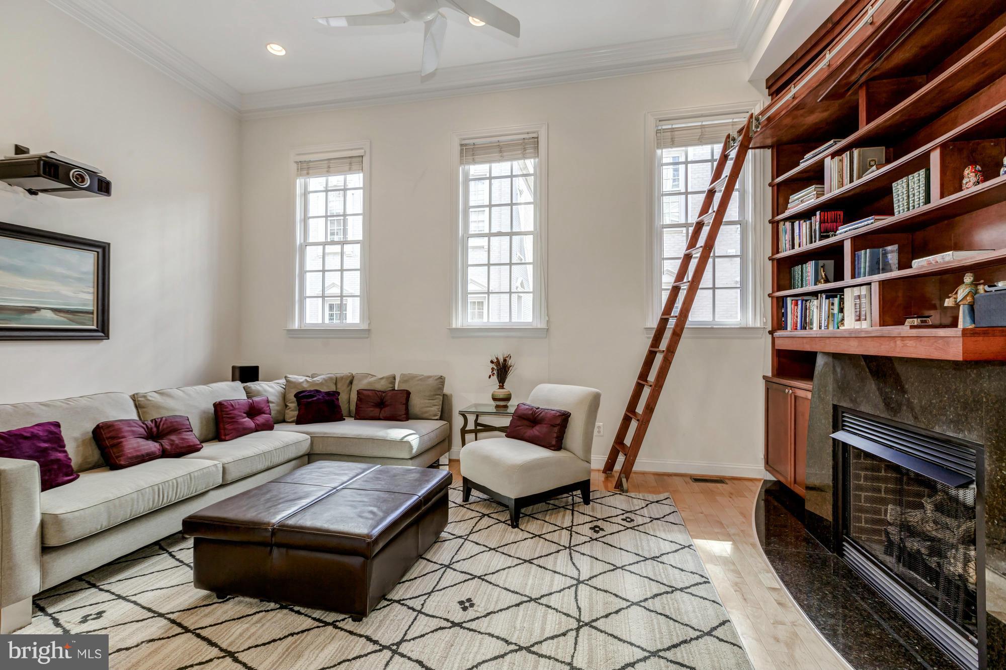 MONROE - Residential