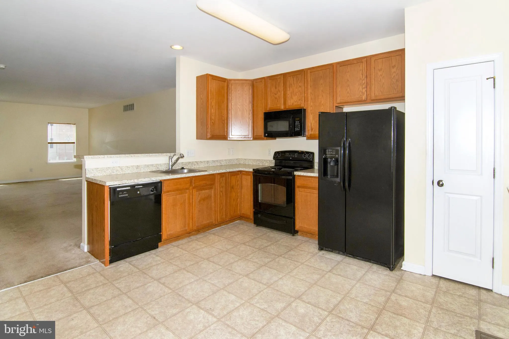 Deptford, New Jersey 08096, United States, 3 Bedrooms Bedrooms, ,3 BathroomsBathrooms,Residential,Coming Soon,164063