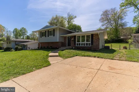 4404 San Marcos Drive, Fairfax, VA MLS: VAFX2236702