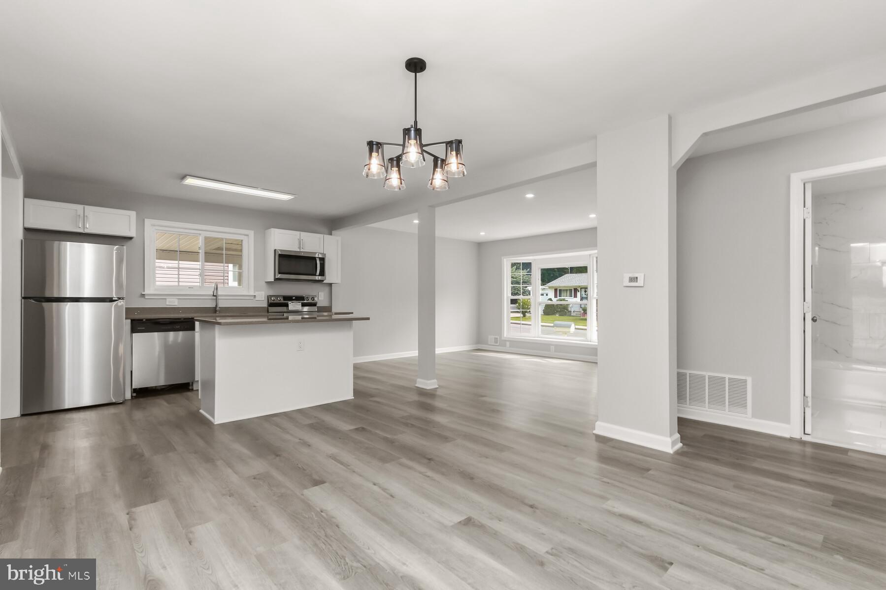 ODENTON HEIGHTS - Residential