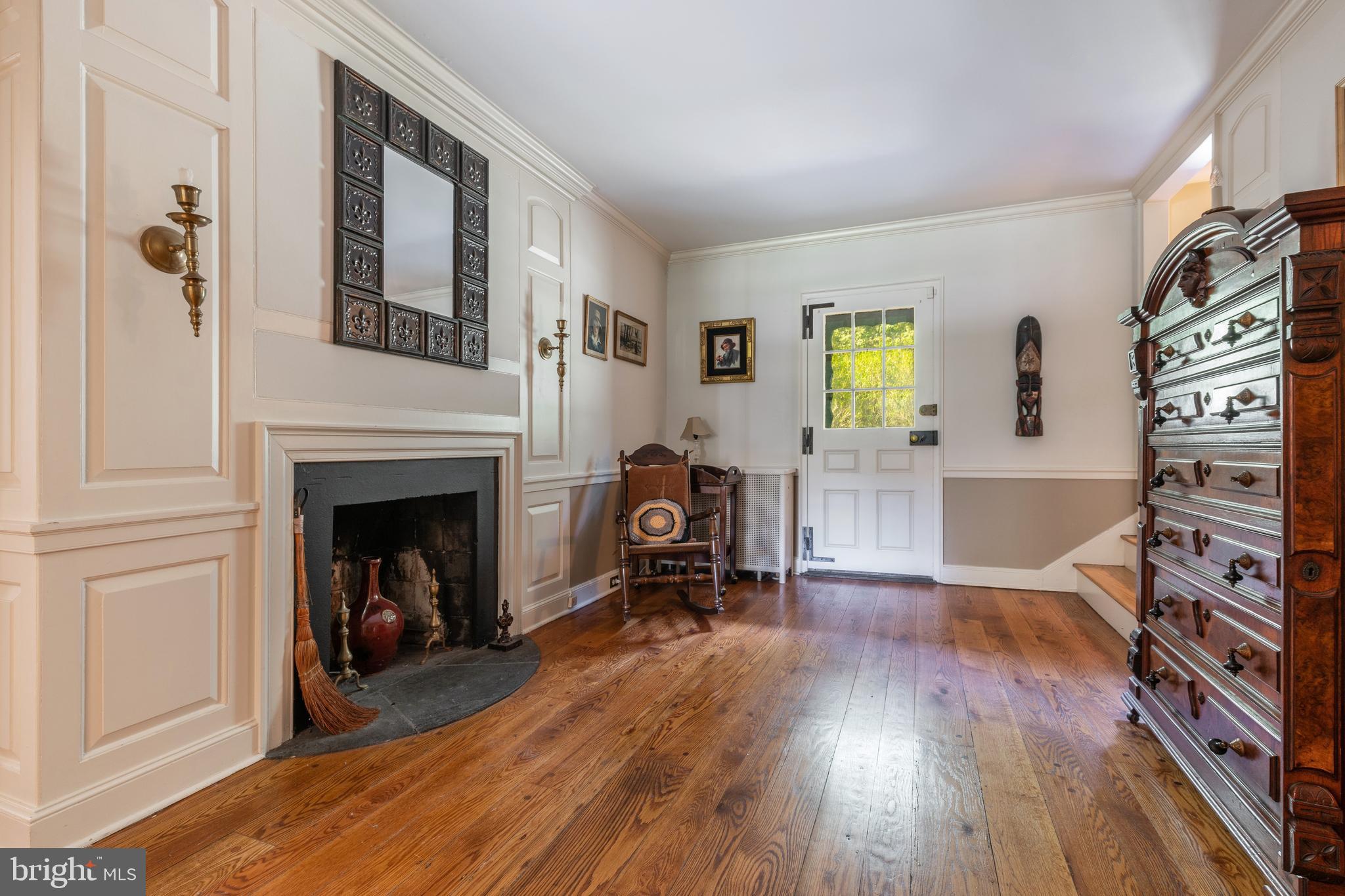 ROXBOROUGH - Residential