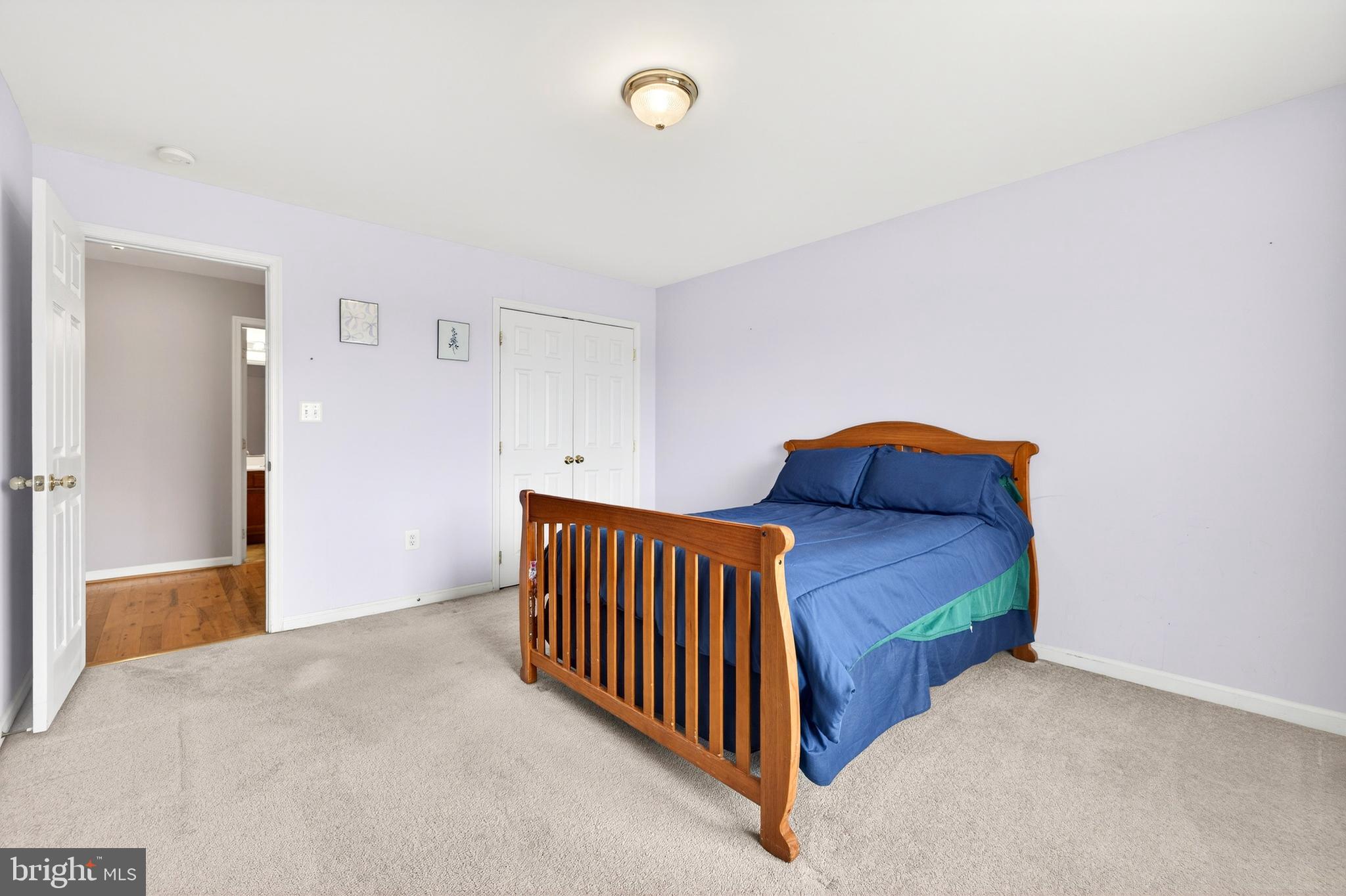 MOUNTAIN VIEW - Residential