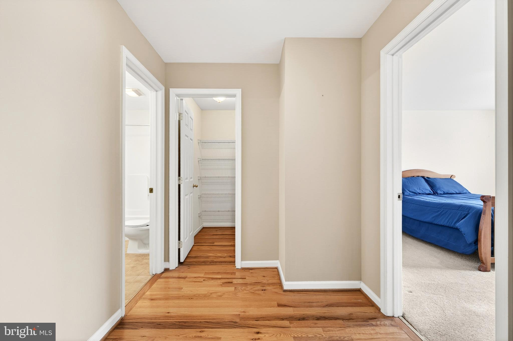 MOUNTAIN VIEW - Residential