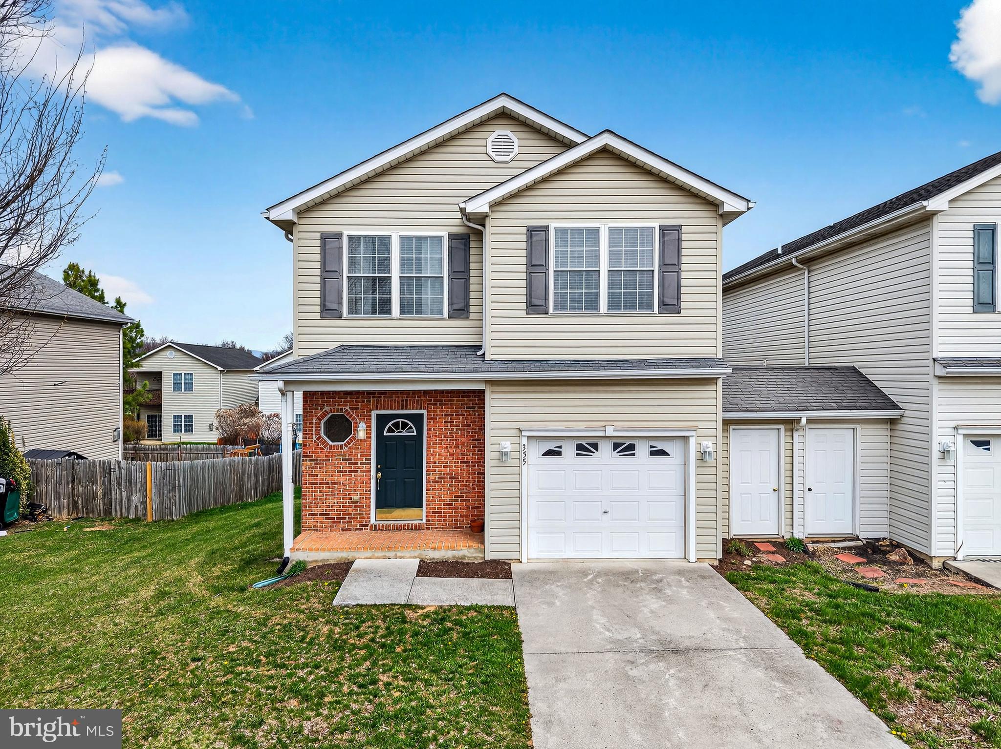 MOUNTAIN VIEW - Residential