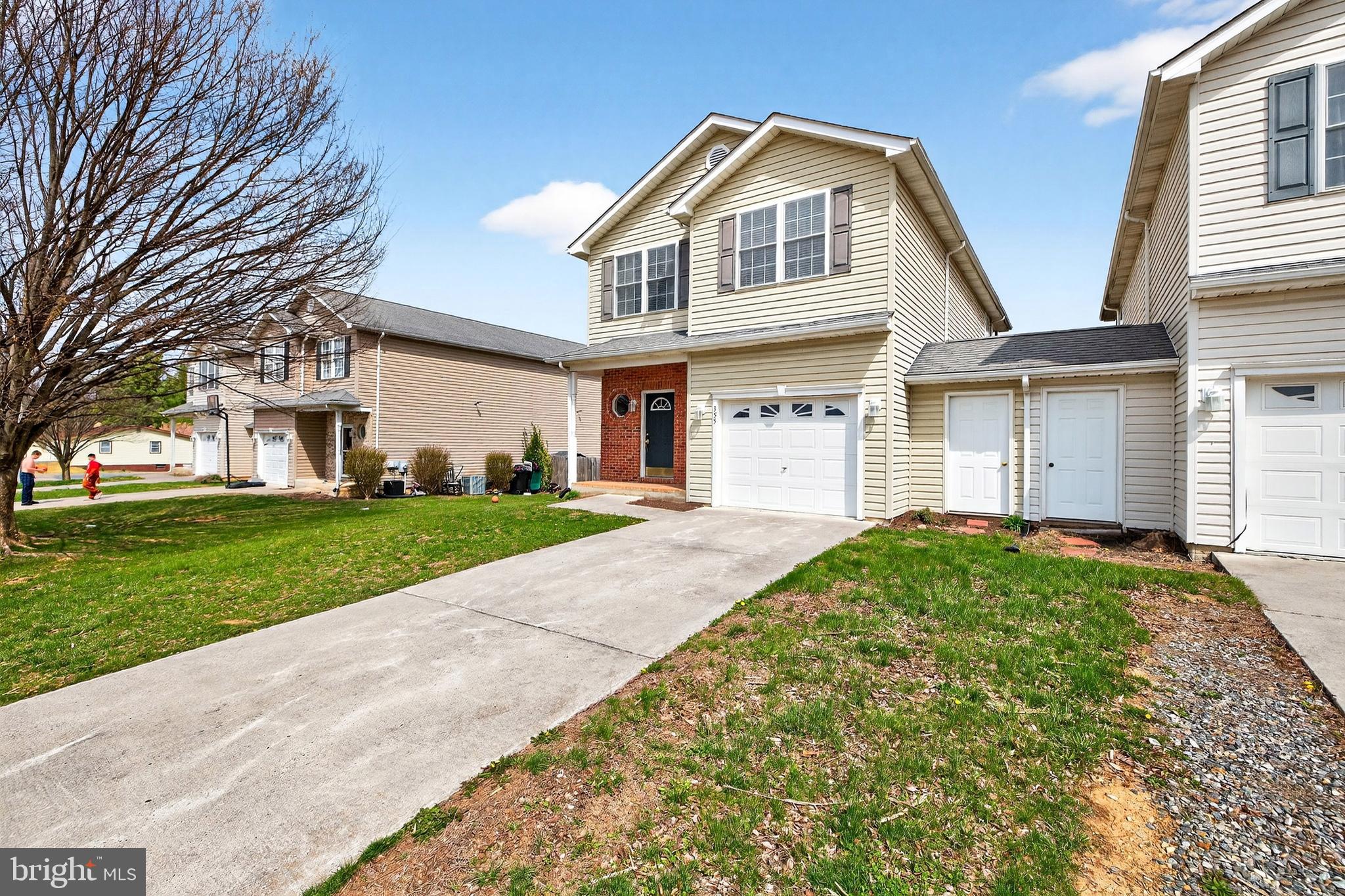 MOUNTAIN VIEW - Residential