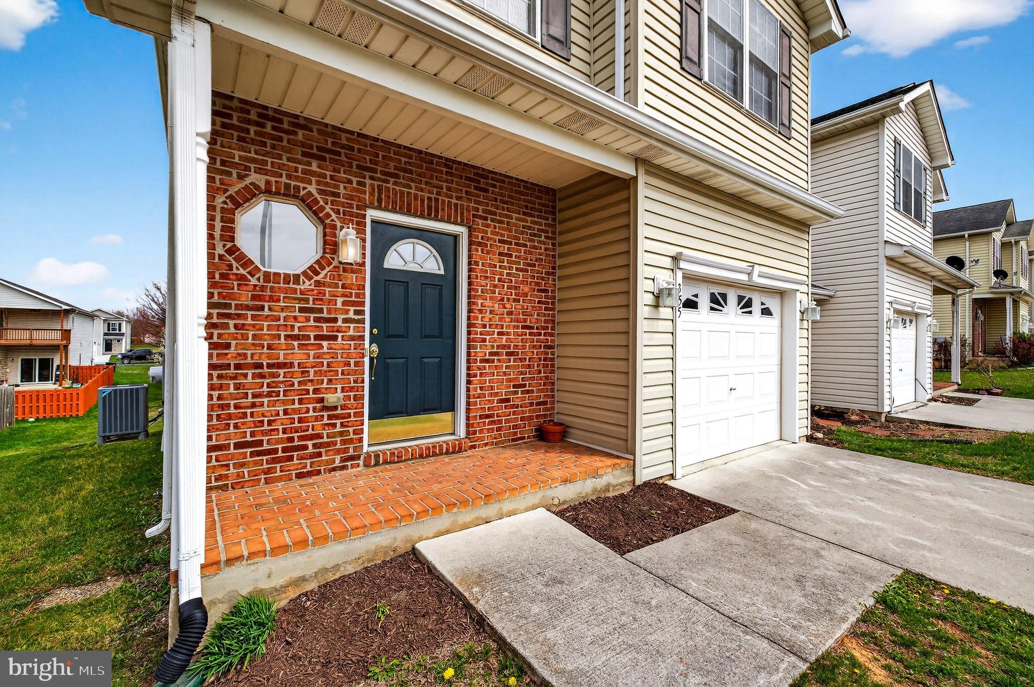 MOUNTAIN VIEW - Residential