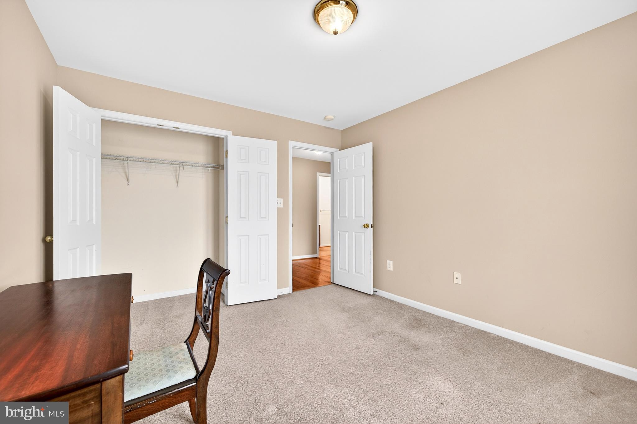 MOUNTAIN VIEW - Residential