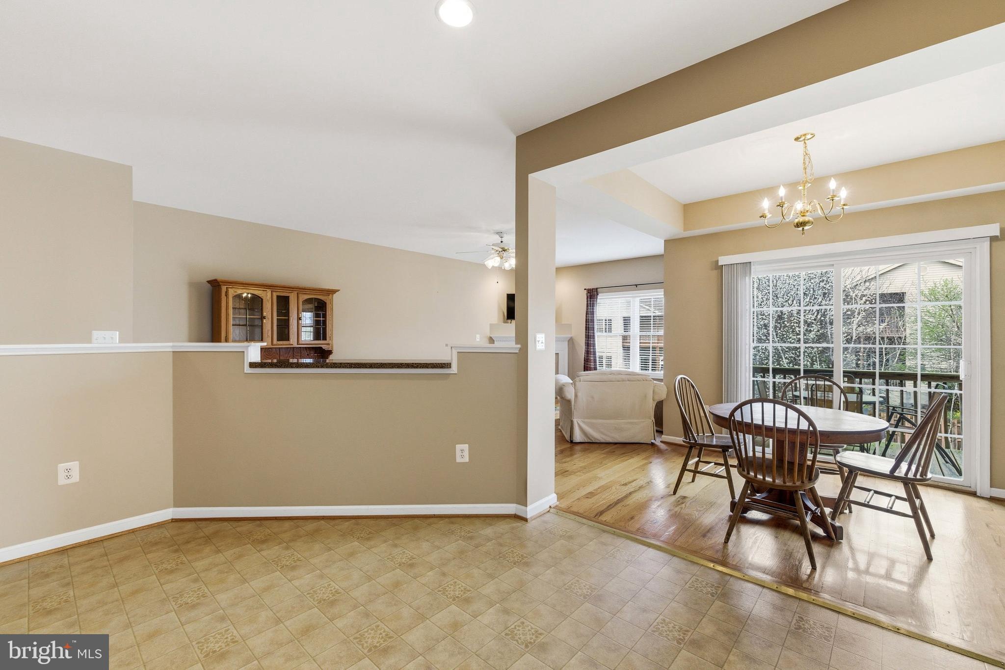 MOUNTAIN VIEW - Residential