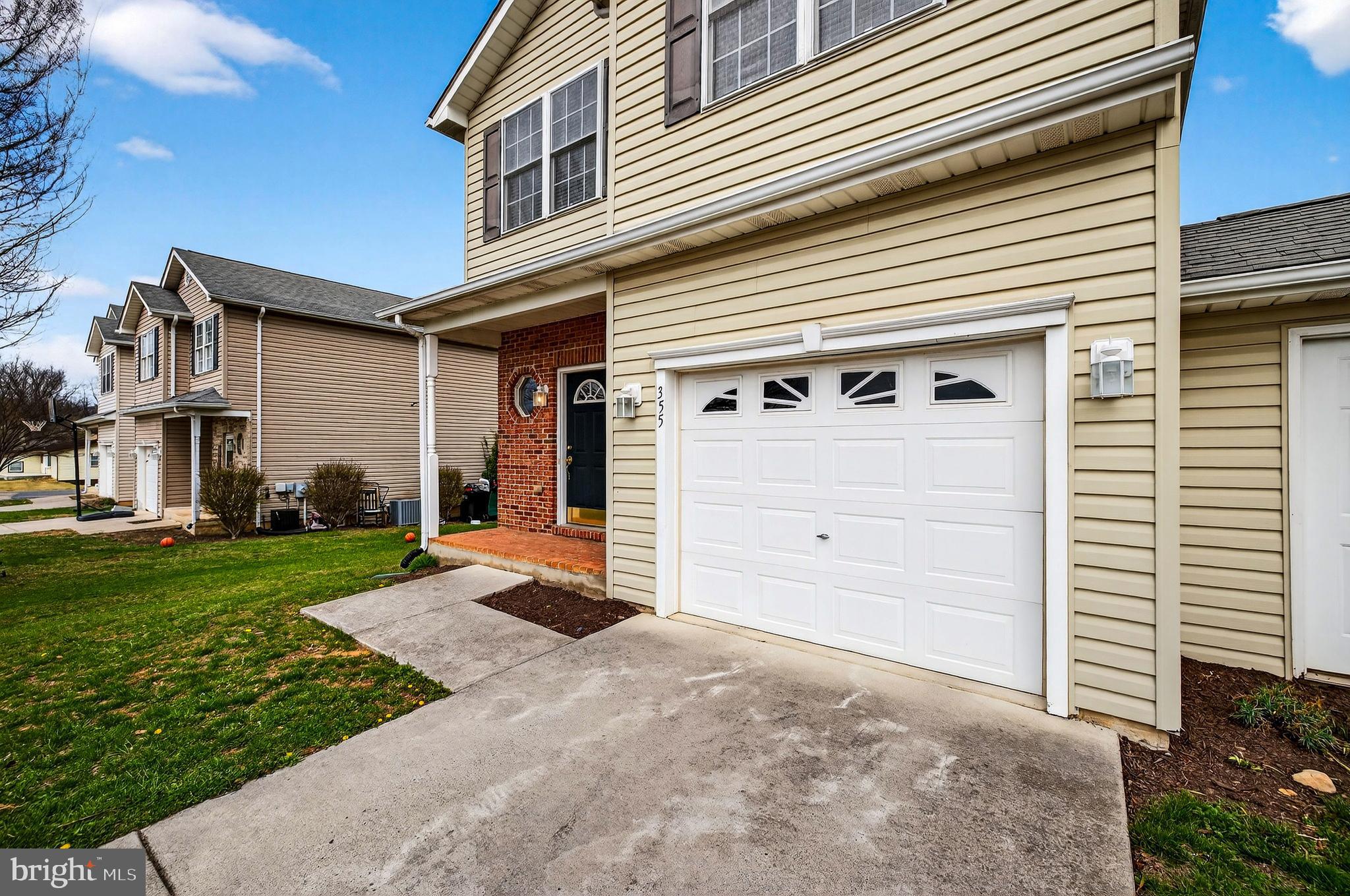 MOUNTAIN VIEW - Residential