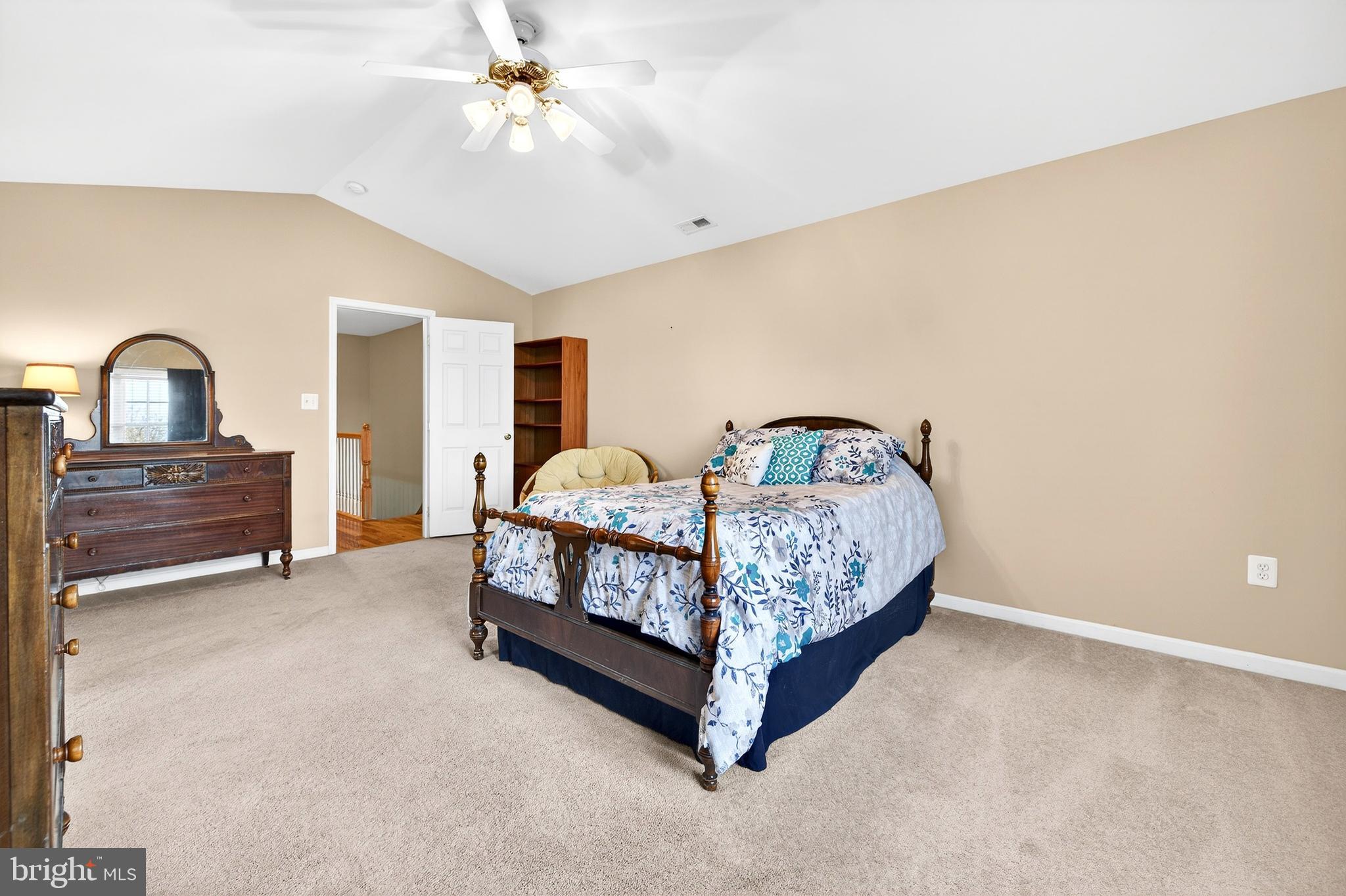 MOUNTAIN VIEW - Residential