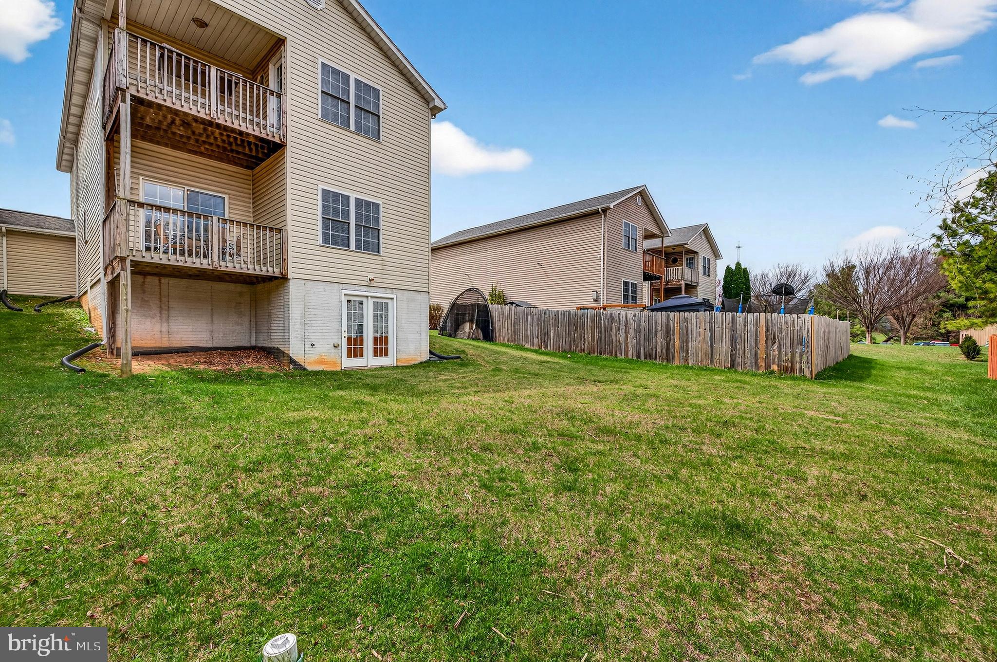 MOUNTAIN VIEW - Residential